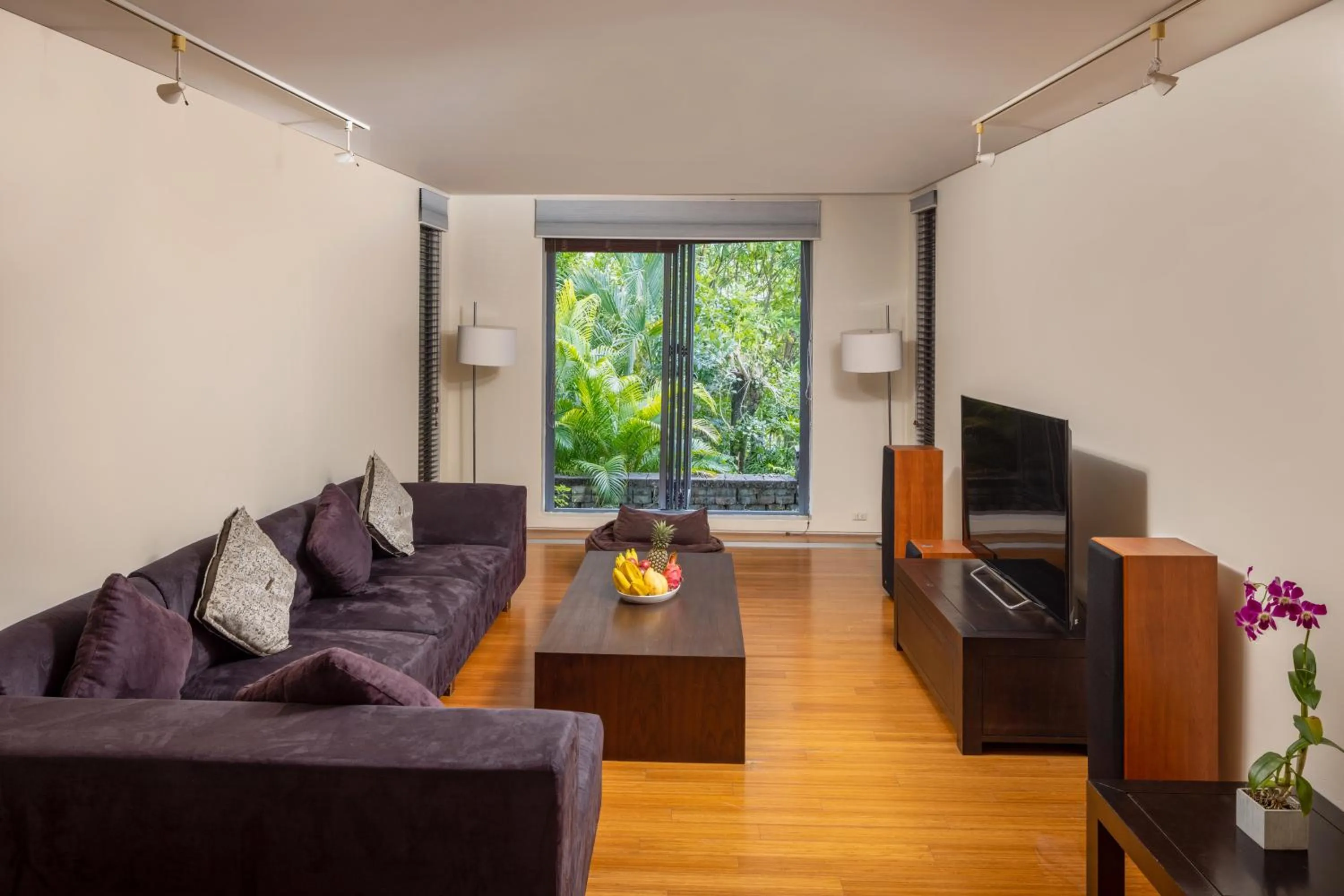 TV and multimedia in Villa Benyasiri