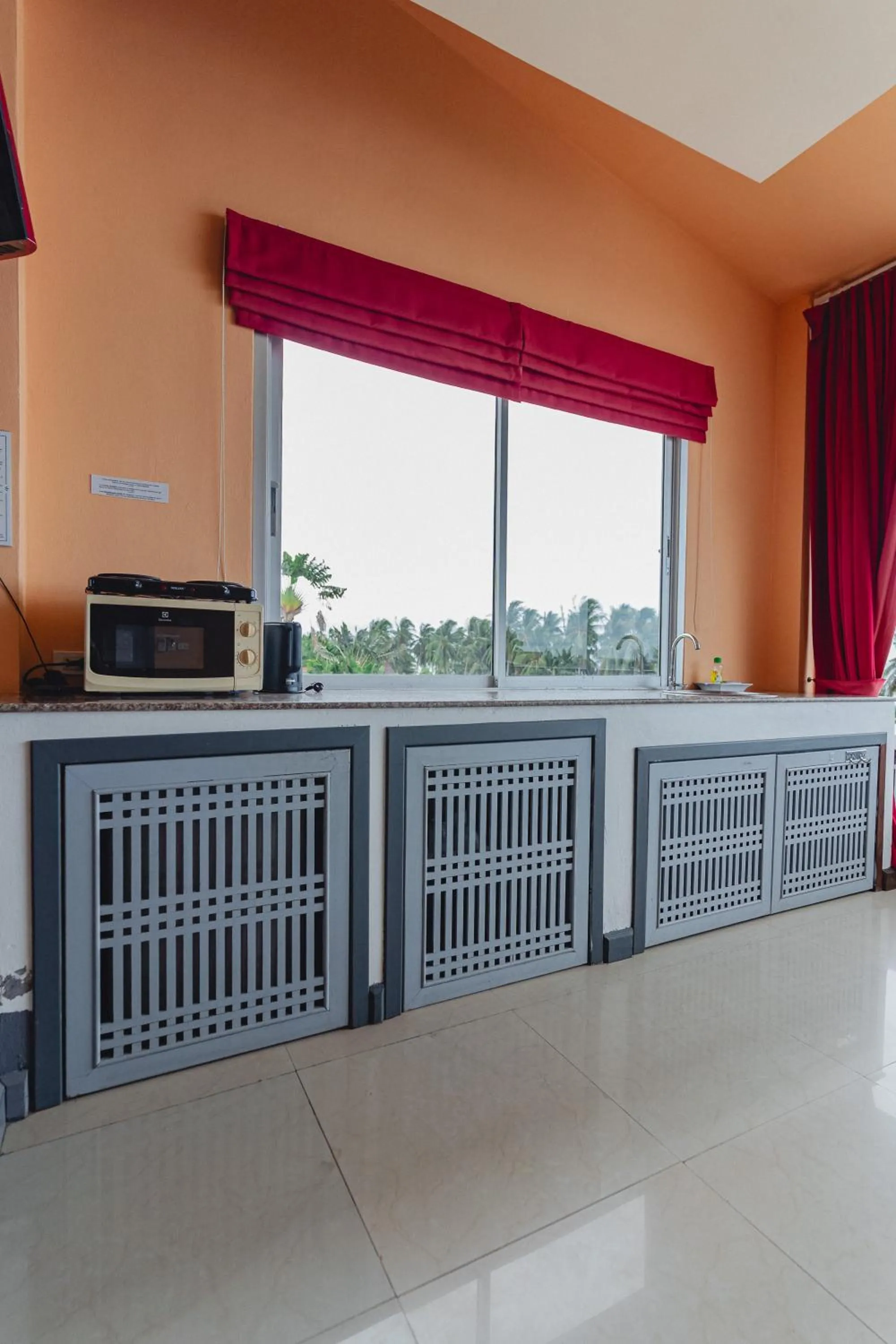 kitchen in Lemon House apartment
