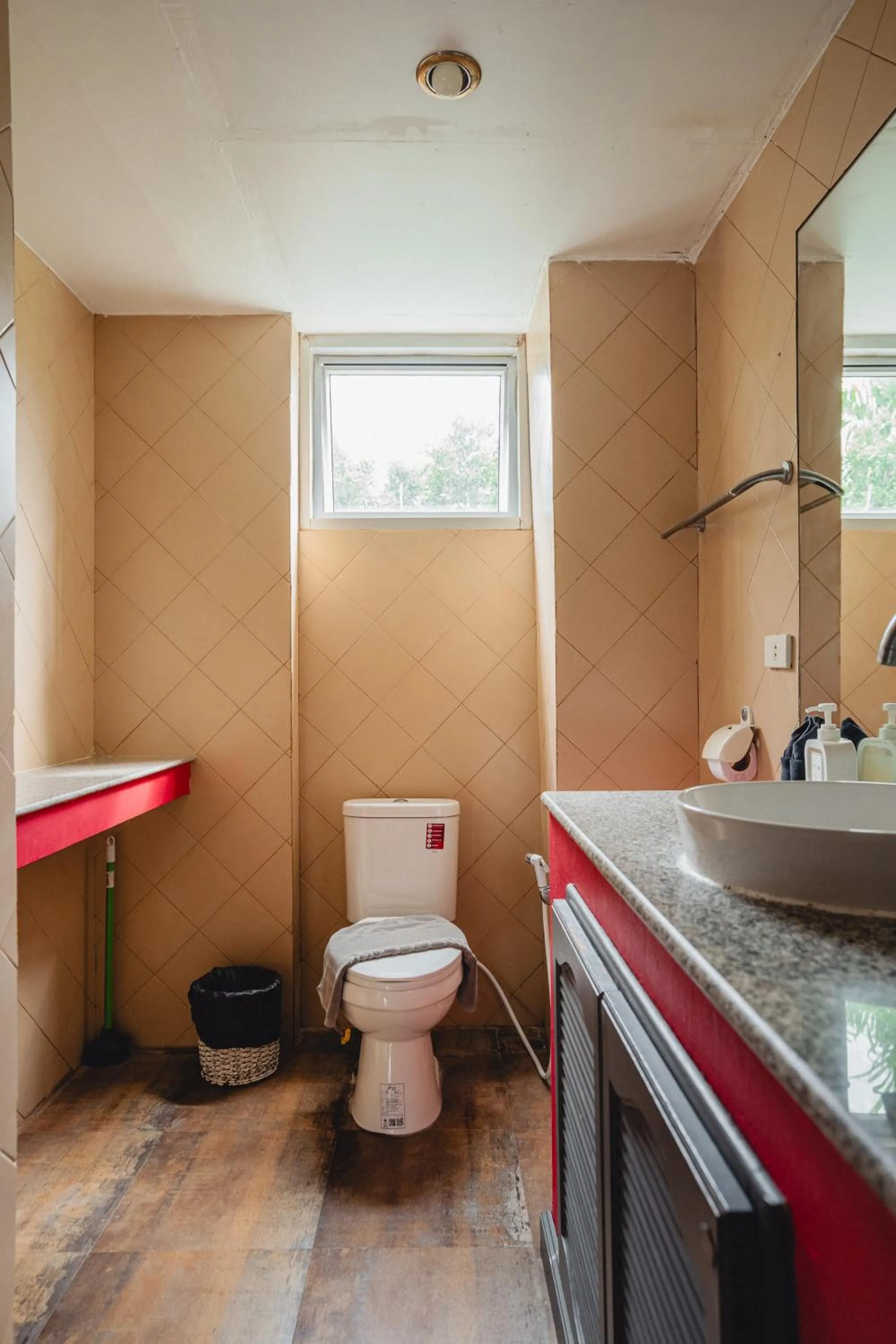 Bathroom in Lemon House apartment