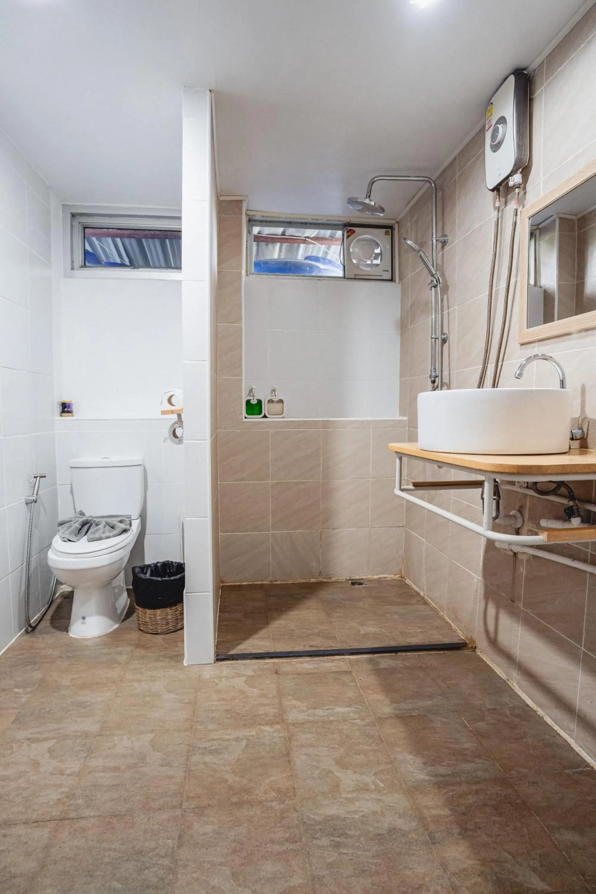 Bathroom in Lemon House apartment