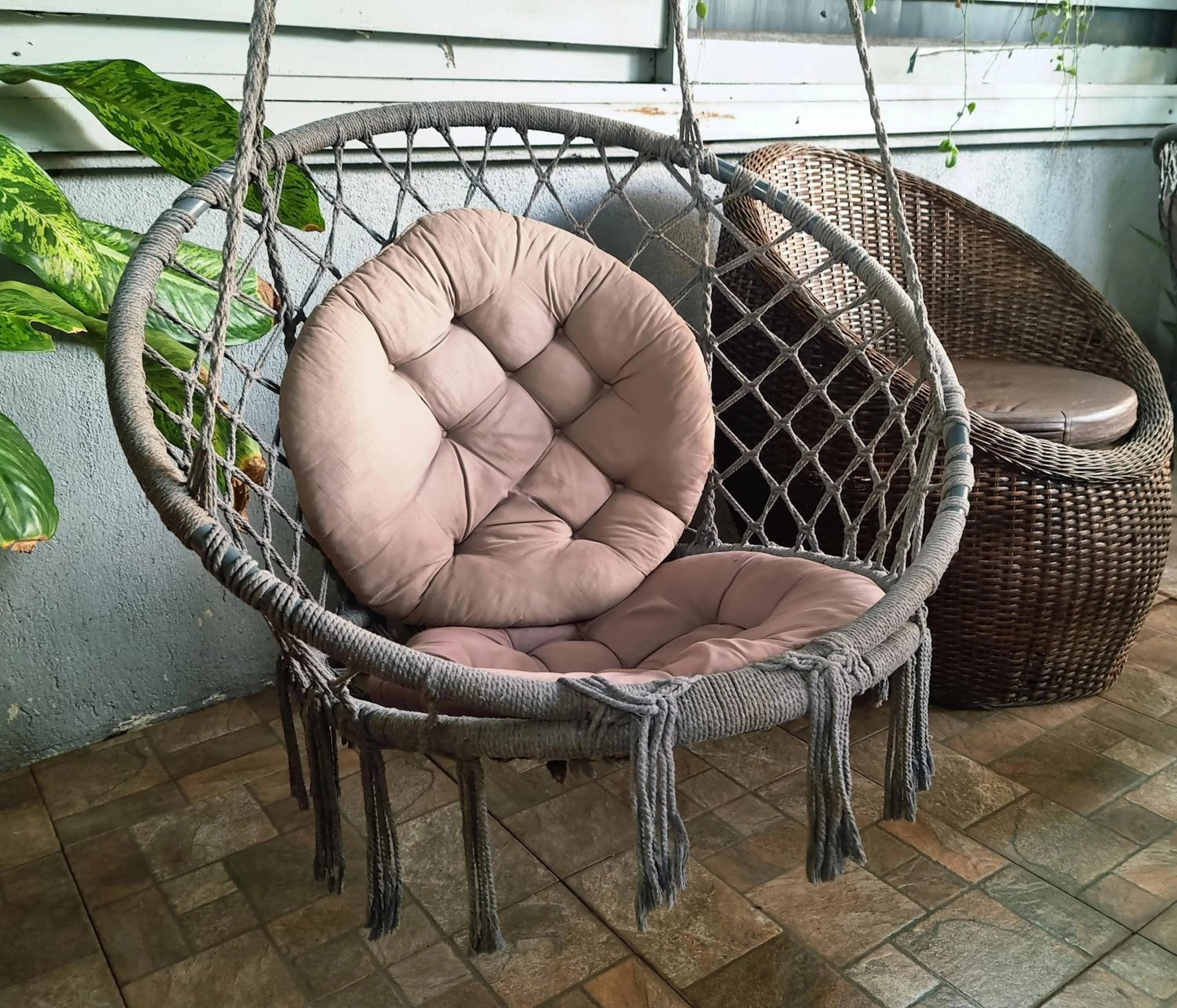 Seating area in Lemon House apartment