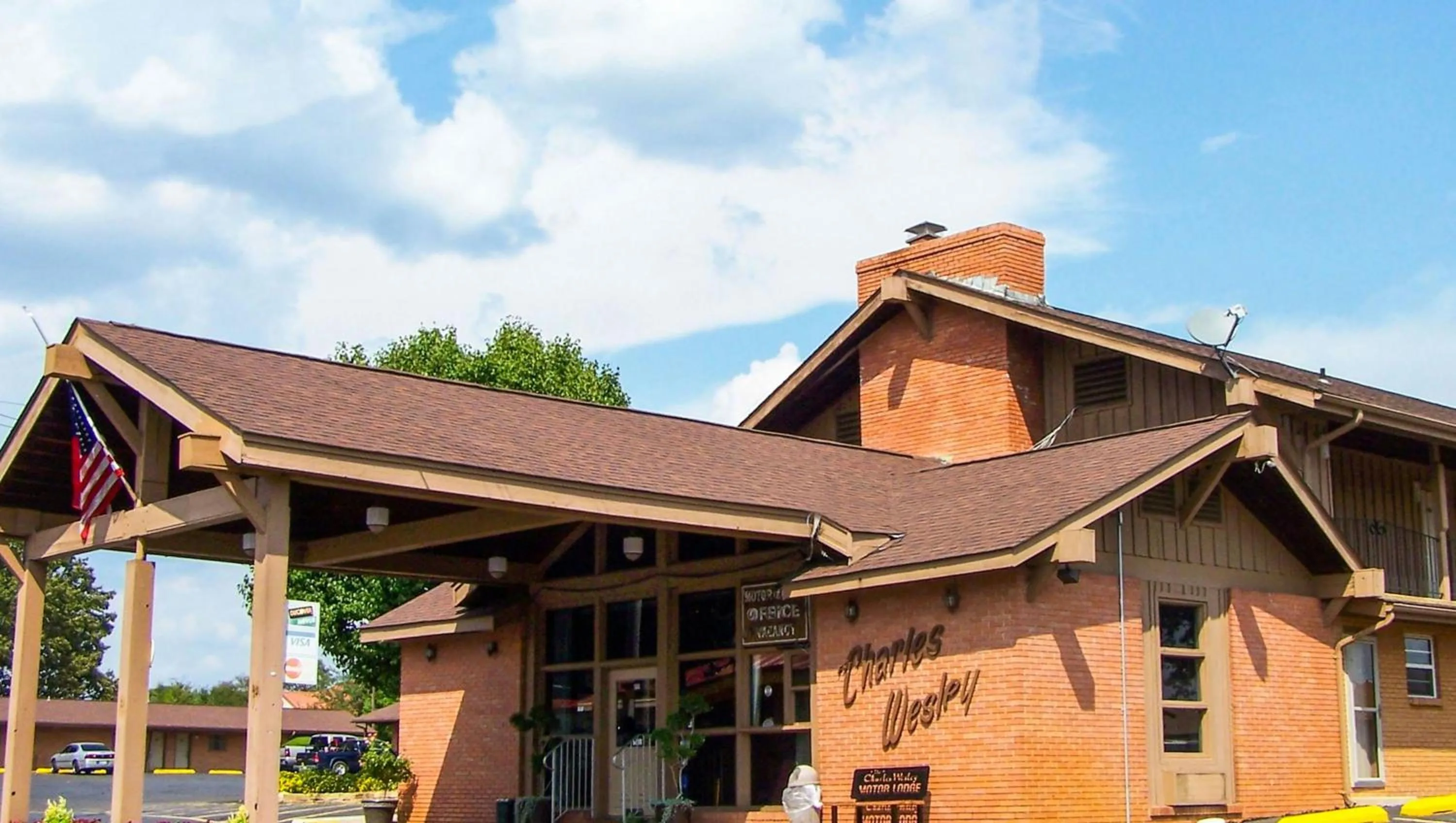 Charles Wesley Motor Lodge Downtown Broken Bow- Hochatown