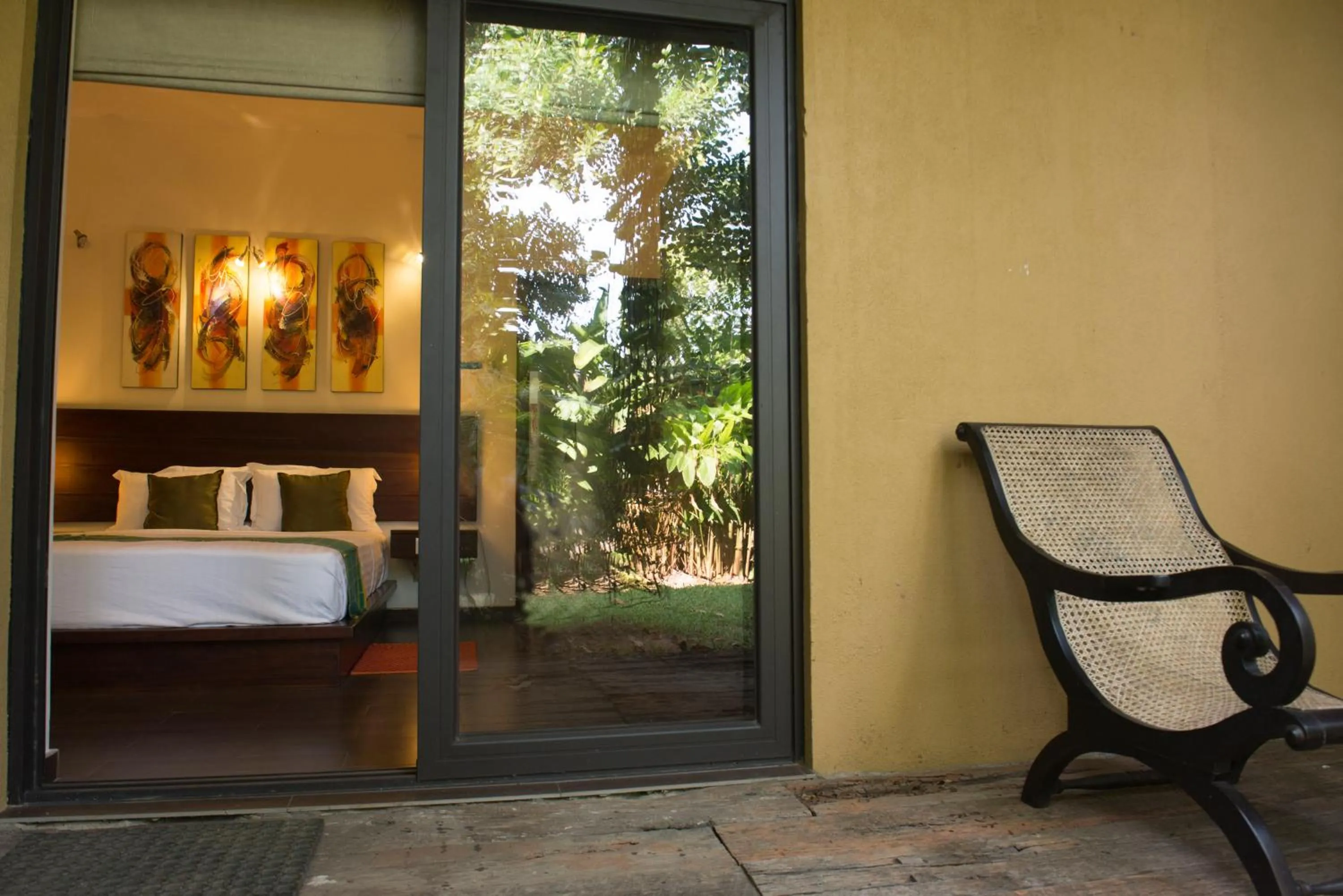 Patio, Bed in Villa Escondite - The Hotel