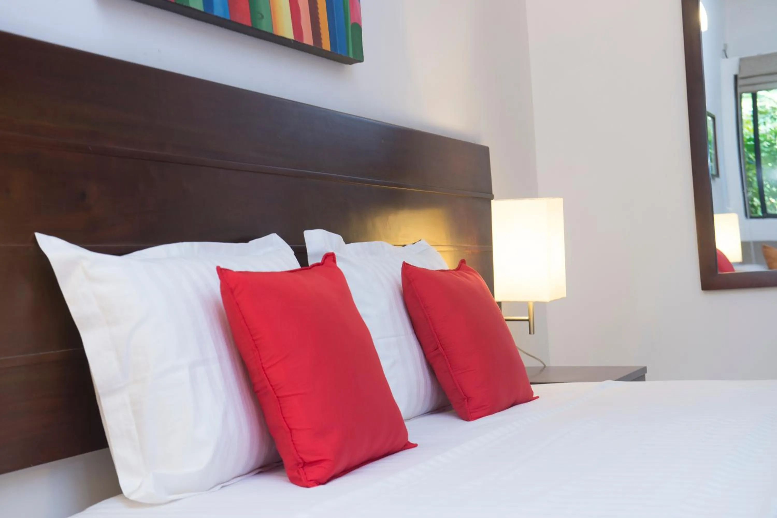 Bed in Villa Escondite - The Hotel