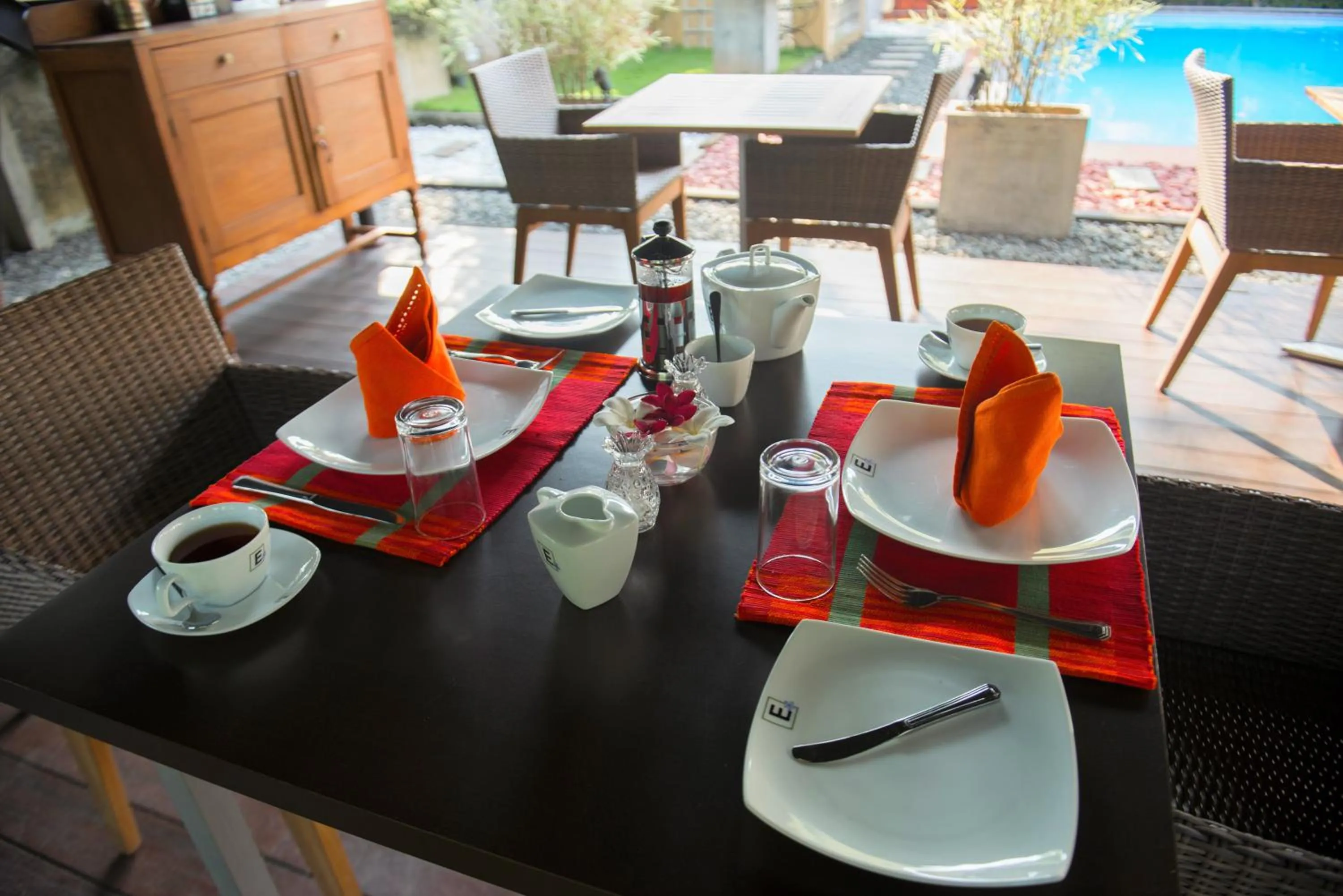 Restaurant/places to eat in Villa Escondite - The Hotel