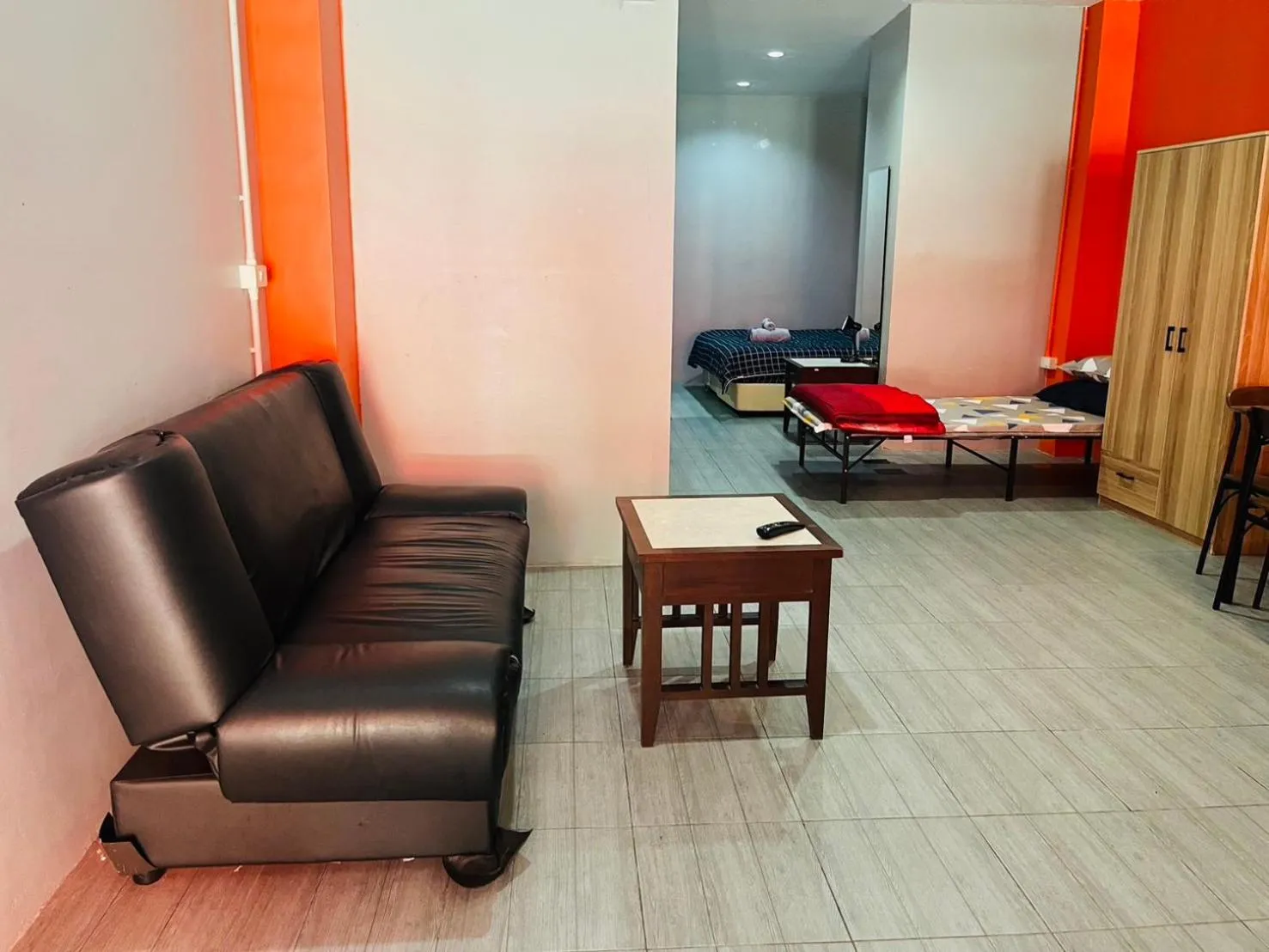 KARON STUDIO APARTMENT