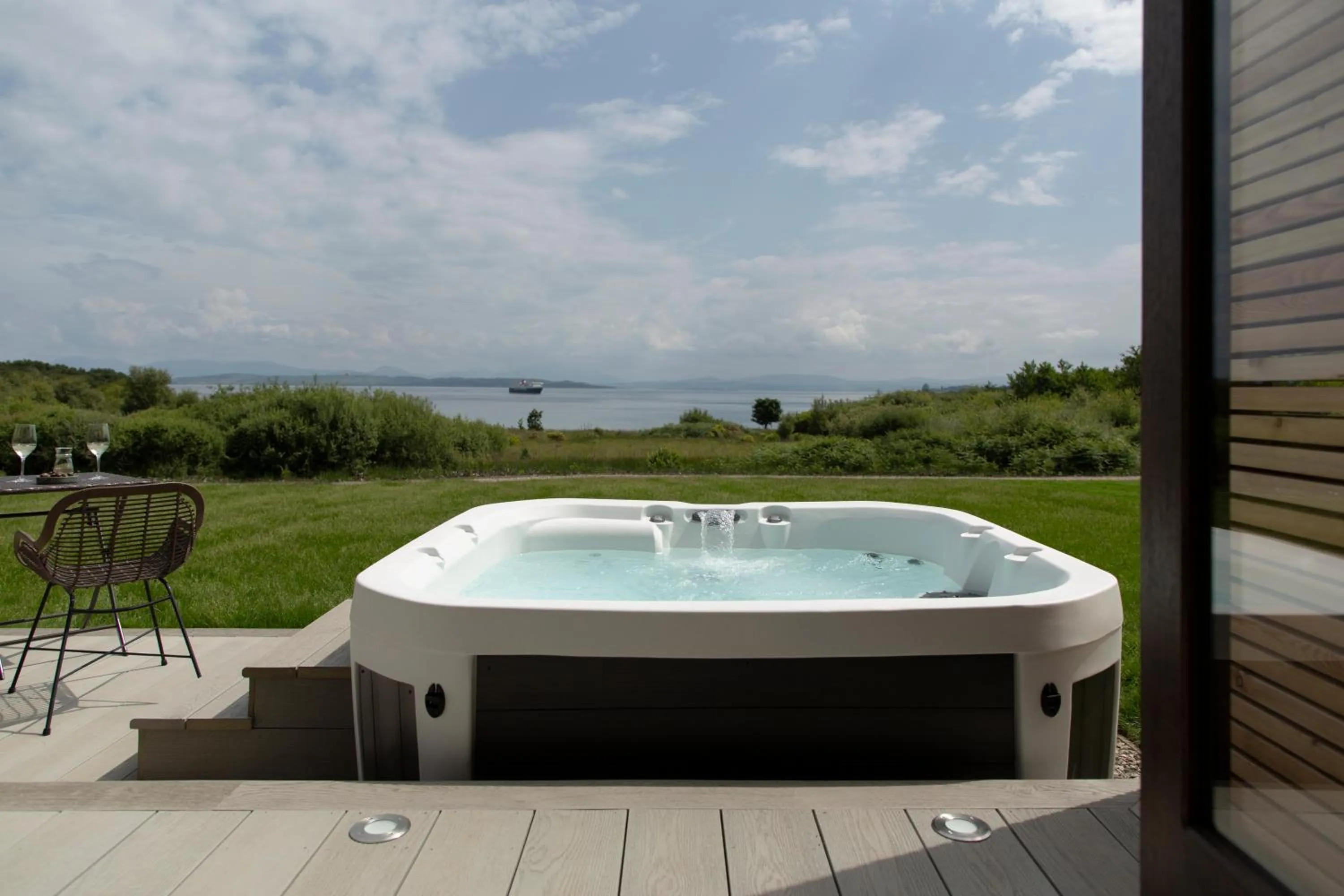 Hot Tub in Isle Of Mull Hotel and Spa