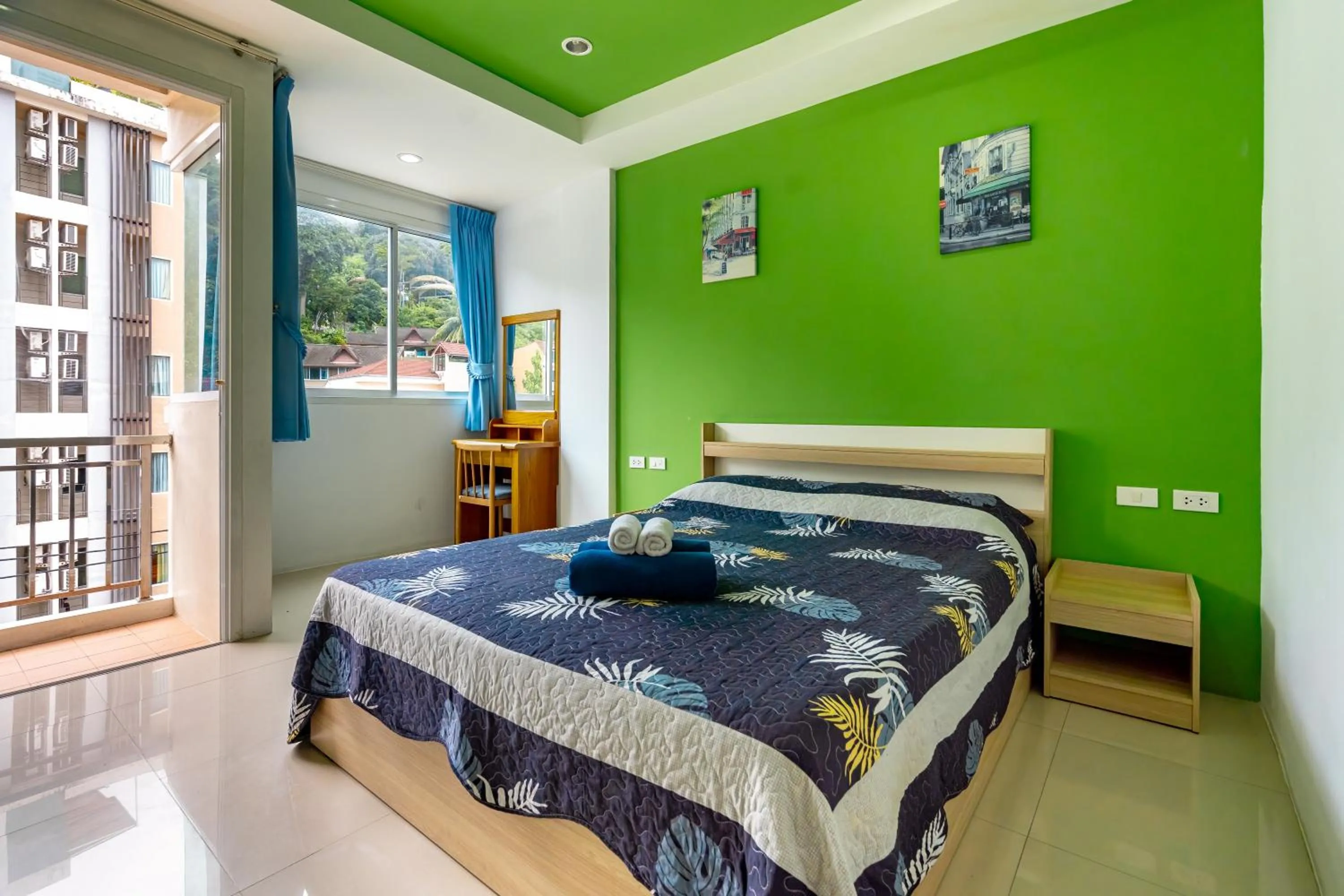 Bed in Nice to meat you Rooms