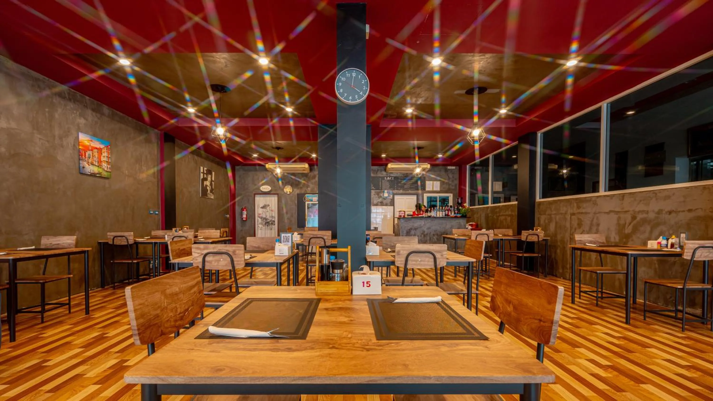 Restaurant/places to eat in Nice to meat you Rooms