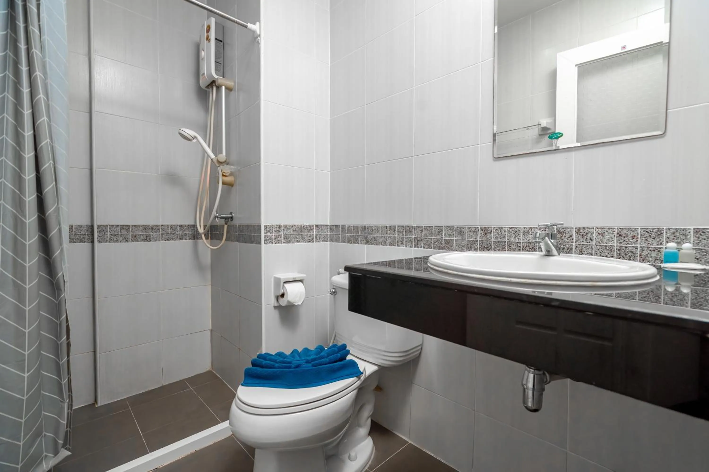 Bathroom in Nice to meat you Rooms