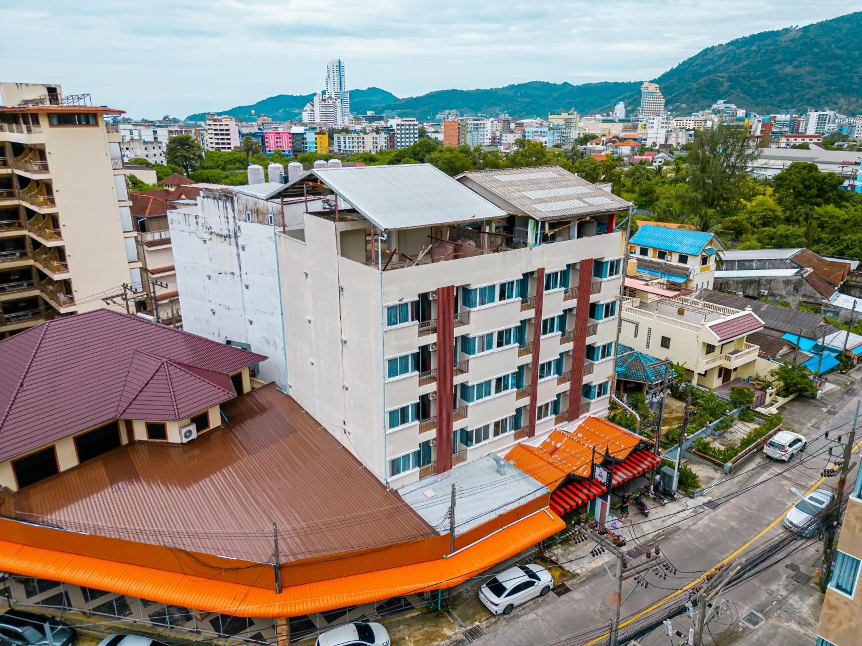 Property building in Nice to meat you Rooms