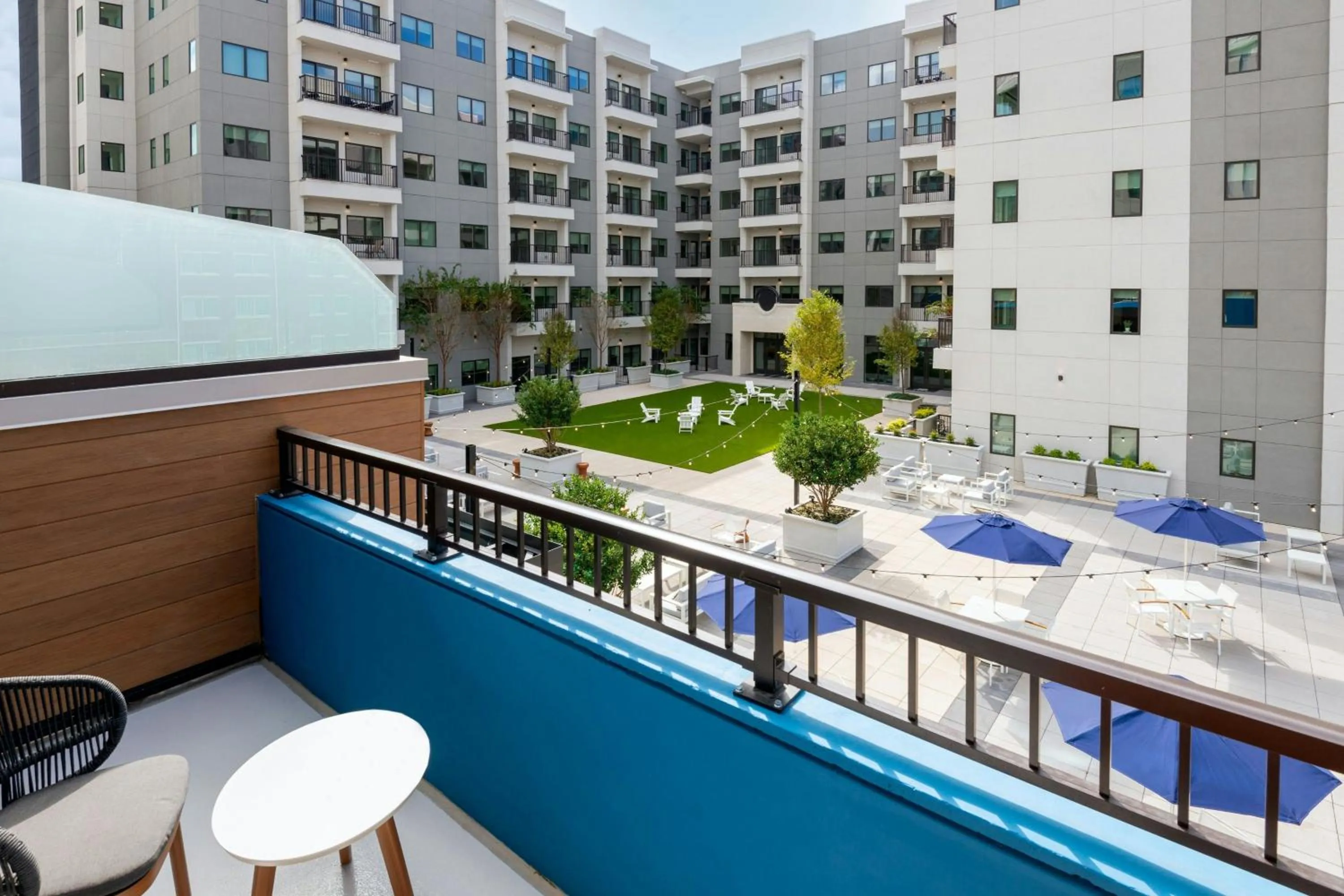 Photo of the whole room in Courtyard by Marriott Gainesville GA