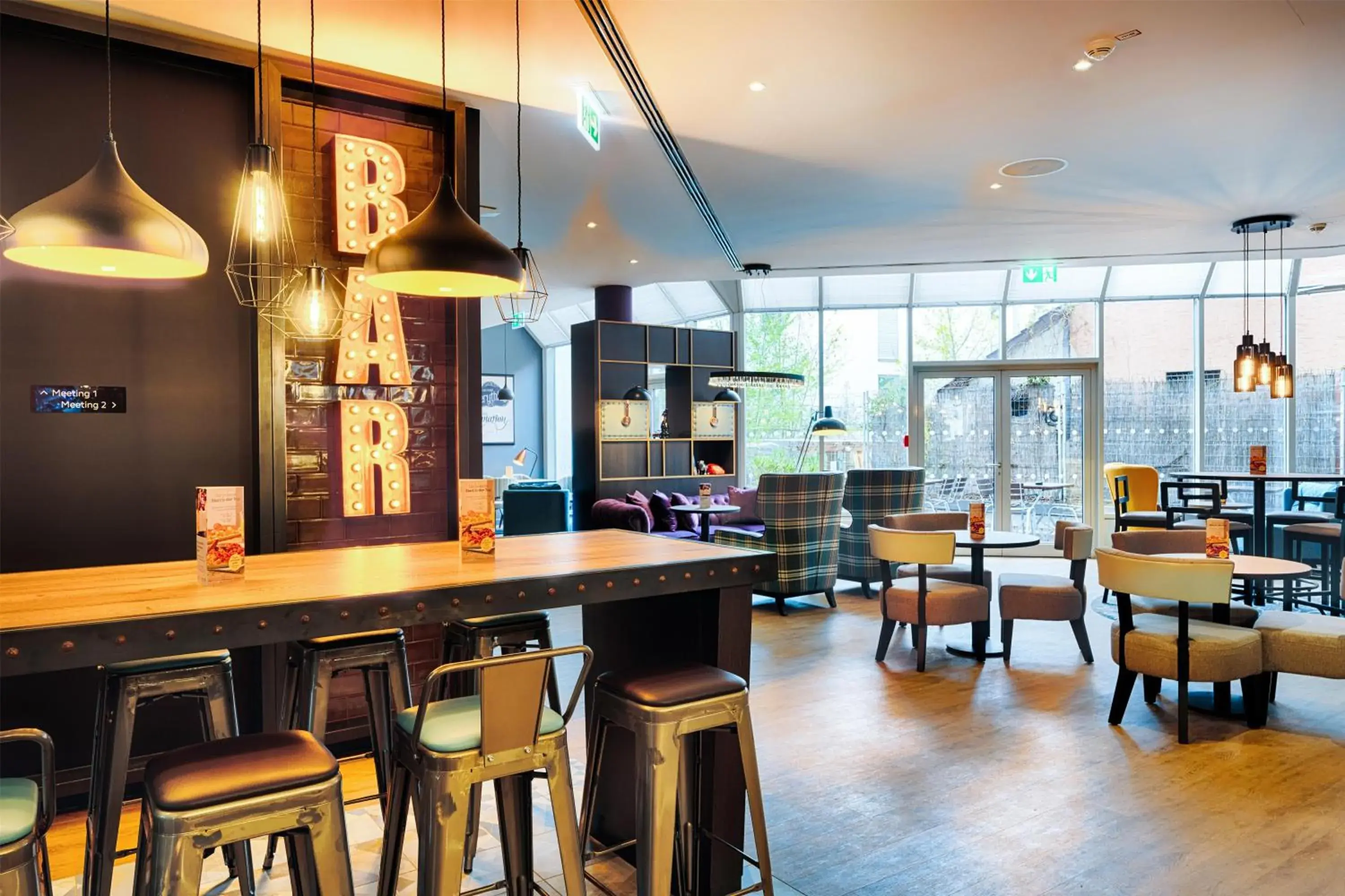 Lounge or bar in Premier Inn Stuttgart Bad Cannstatt Lounge or bar in Premier Inn Stuttgart Bad Cannstatt