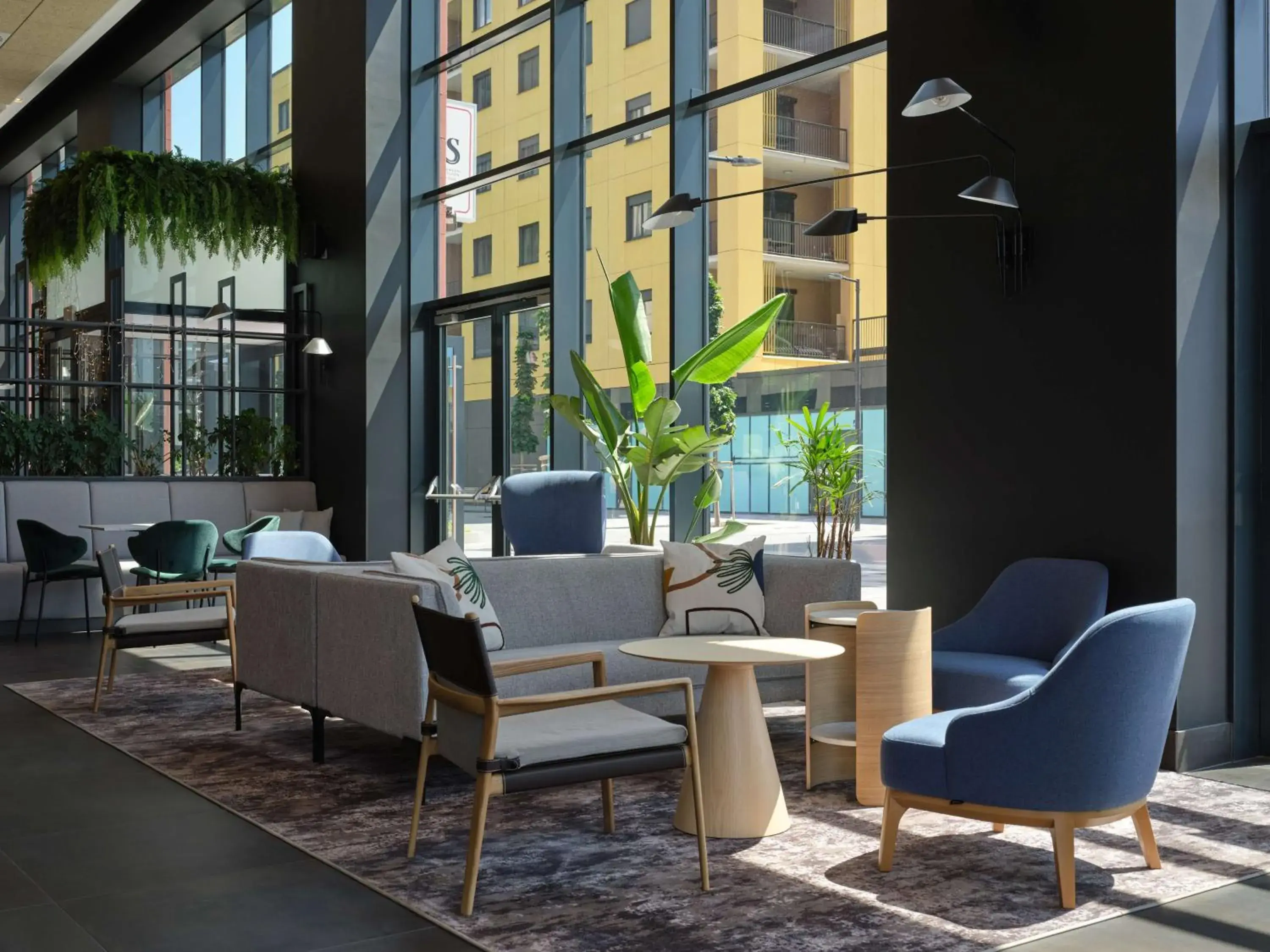 Lobby or reception in Radisson Hotel Budapest BudaPart Lobby or reception in Radisson Hotel Budapest BudaPart