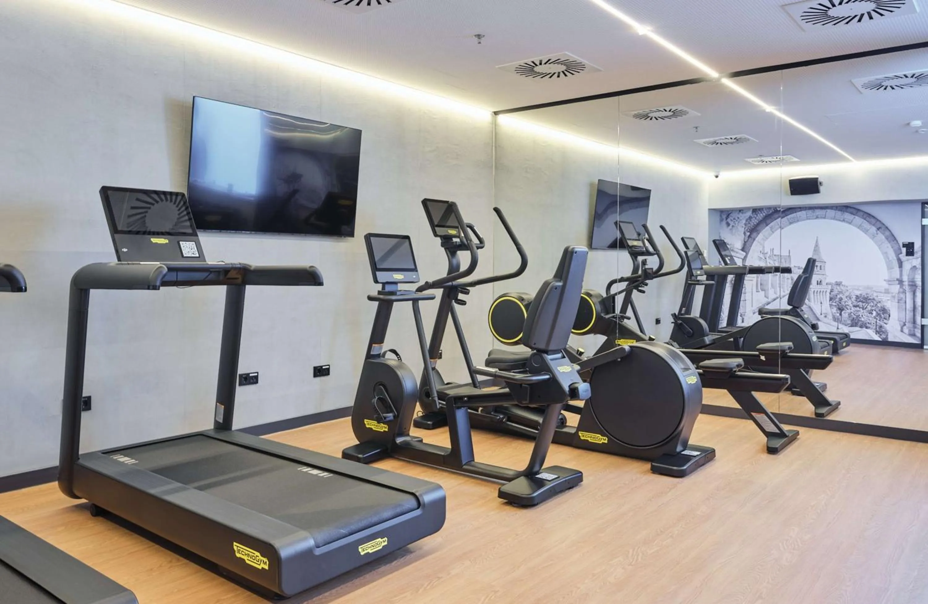 Fitness centre/facilities in Radisson Hotel Budapest BudaPart