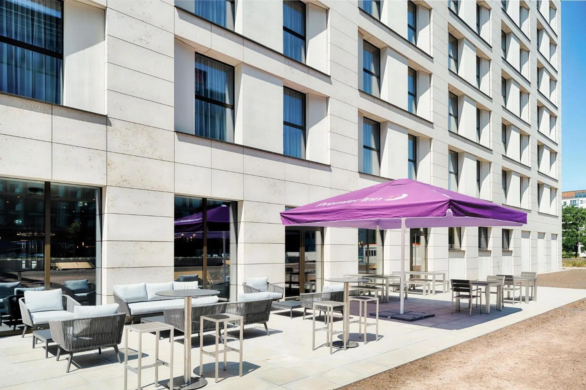 Property building in Premier Inn Darmstadt City Centre