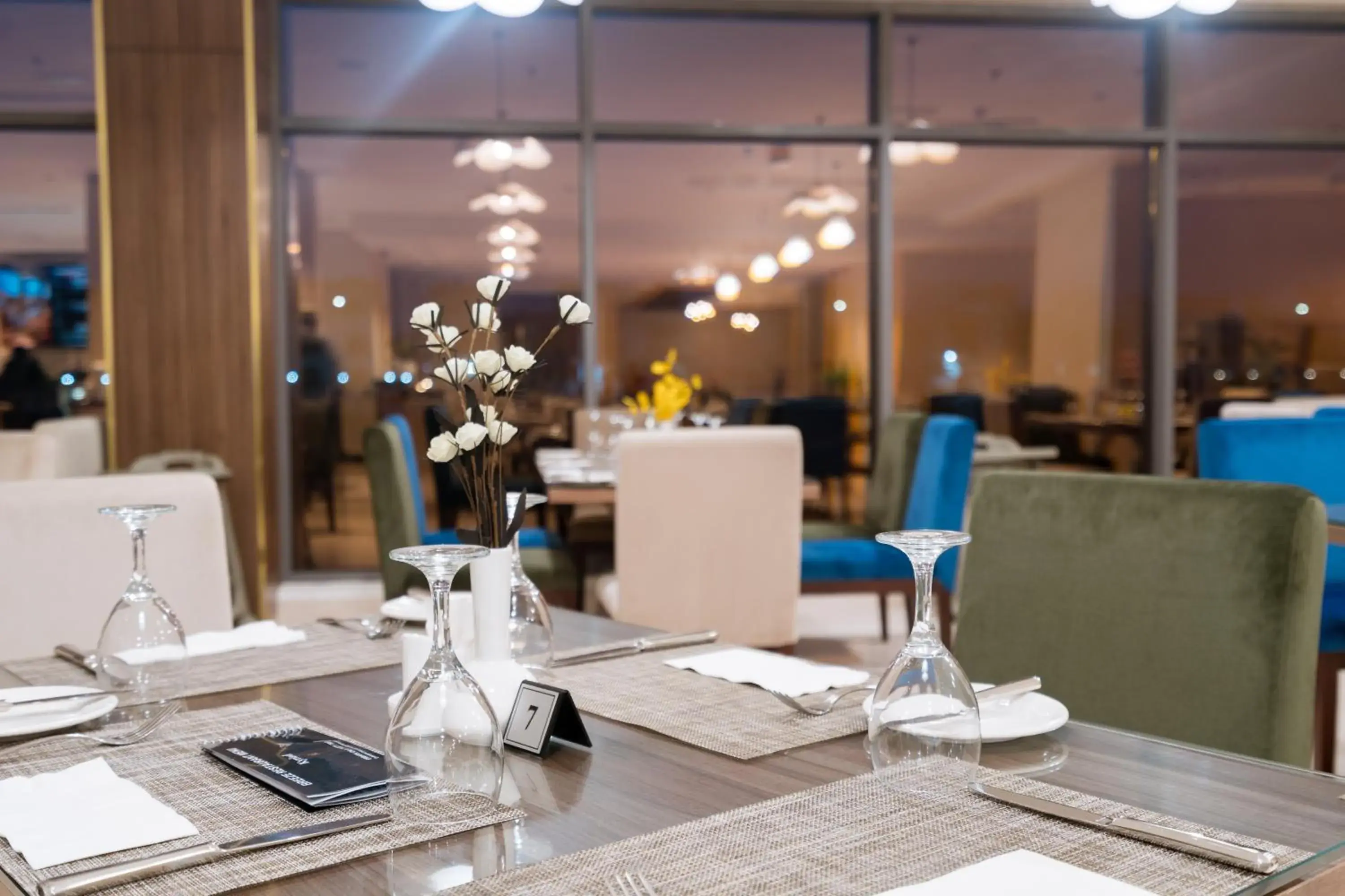 Restaurant/places to eat in Kyriad Muscat Restaurant/places to eat in Kyriad Muscat