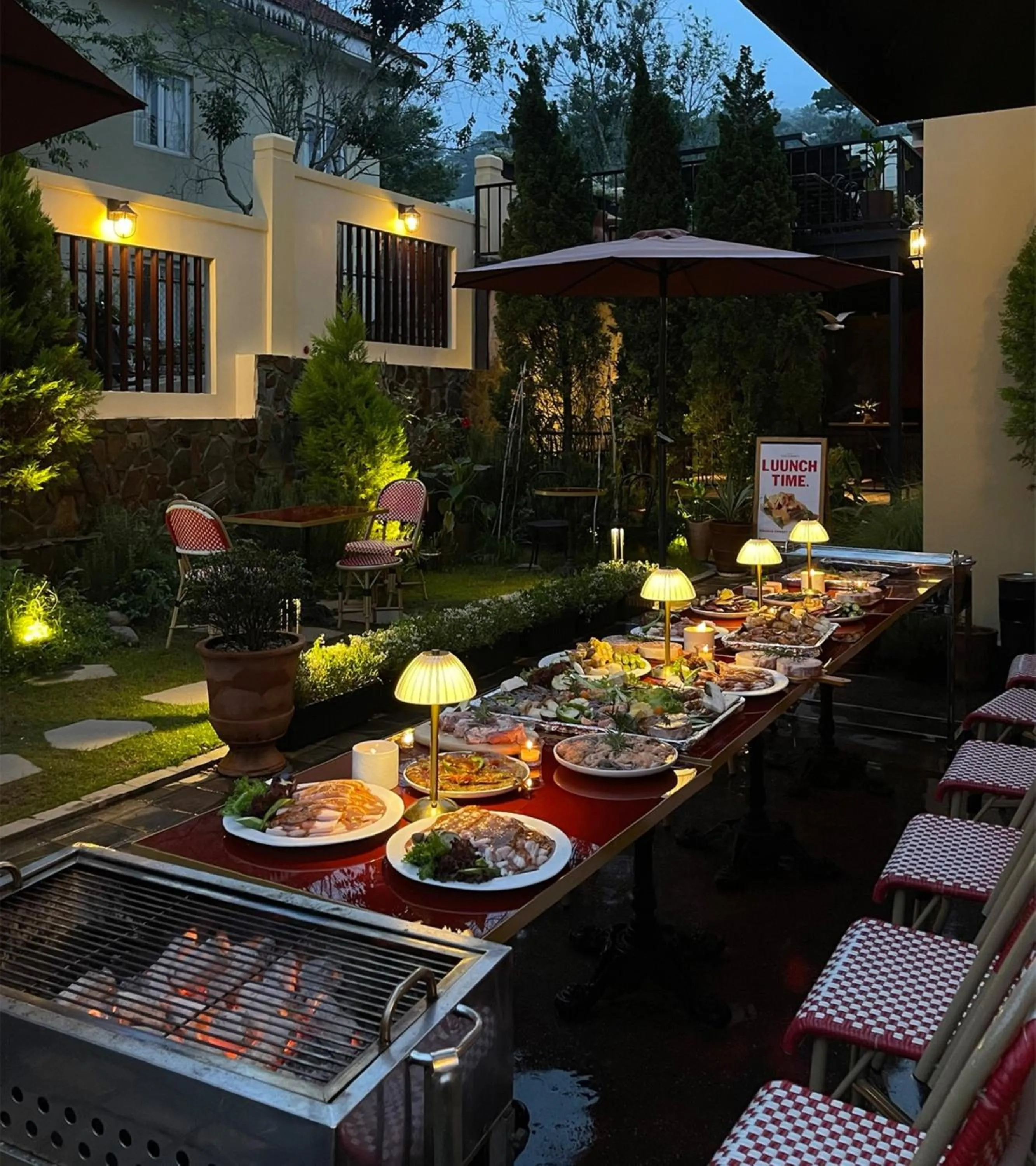 BBQ facilities in Hôtel De Da Phu