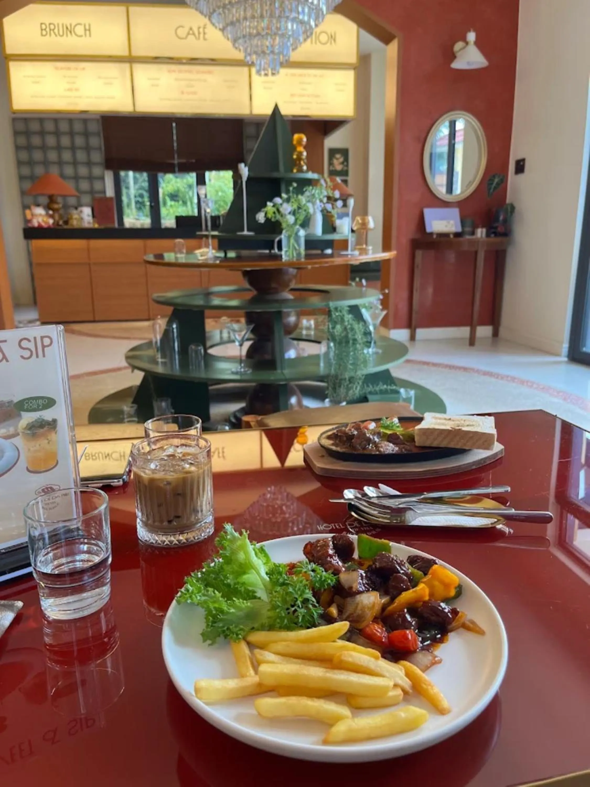 Restaurant/places to eat in Hôtel De Da Phu