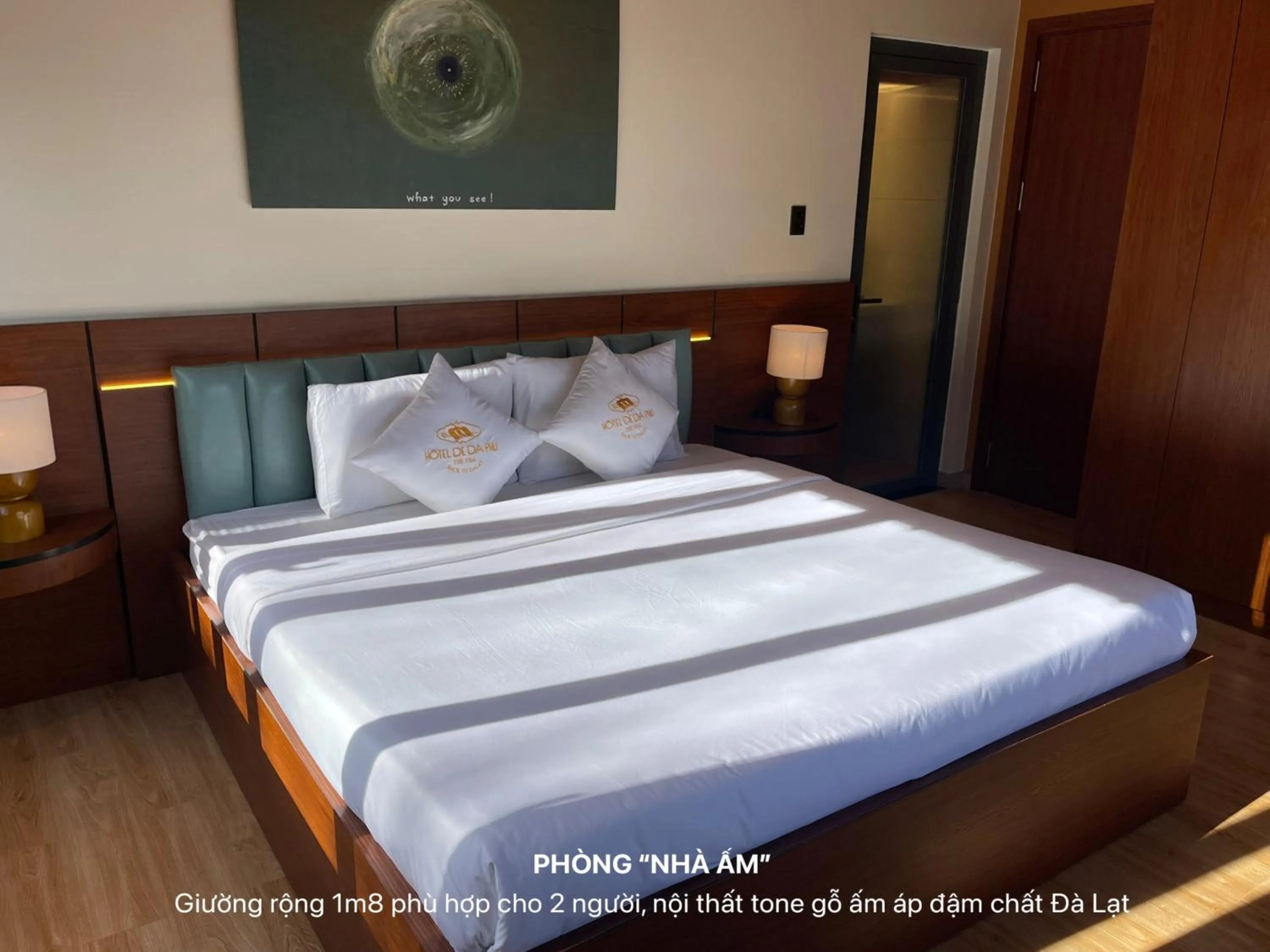 Bedroom, Bed in Hôtel De Da Phu