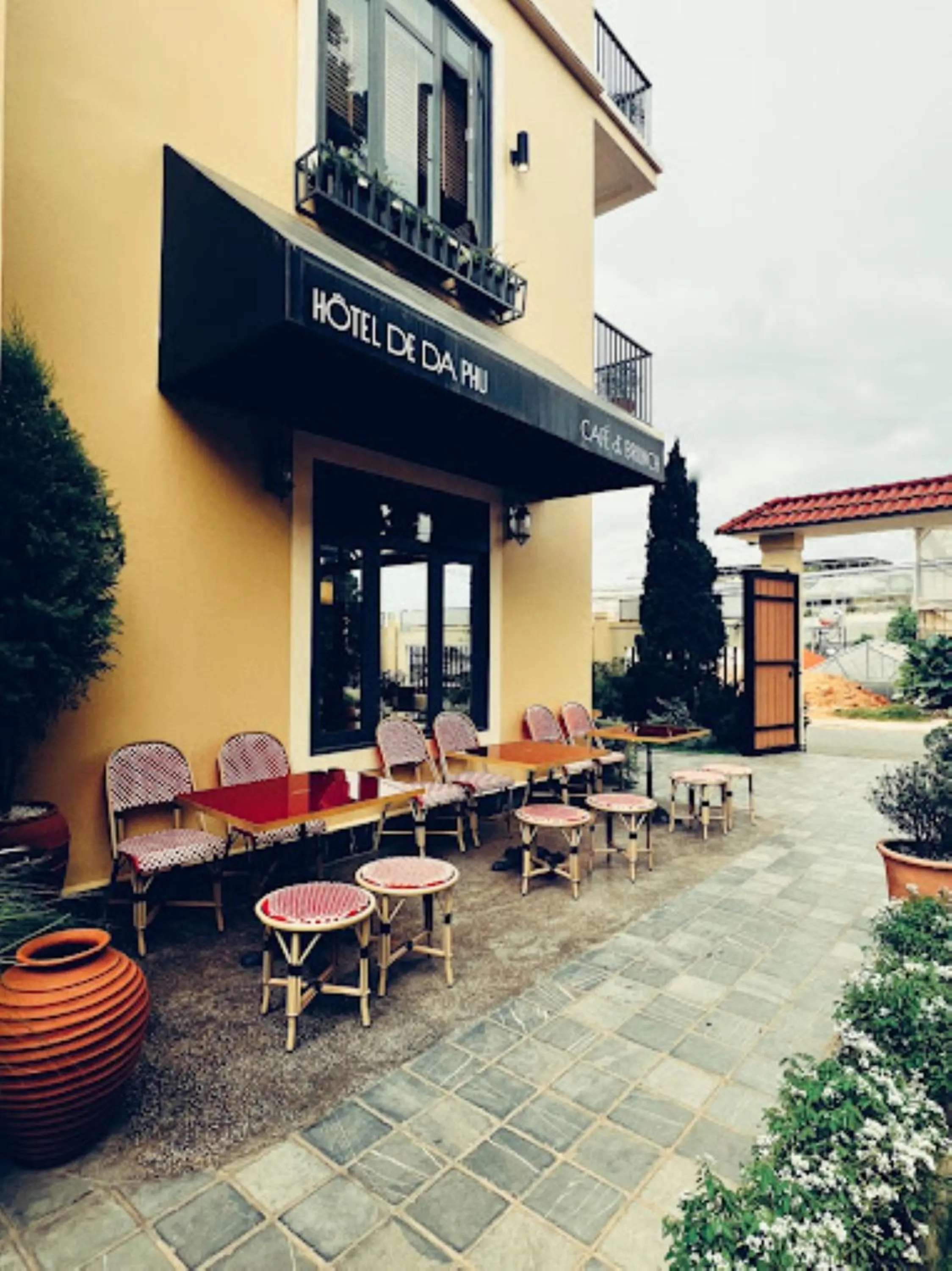 Day in Hôtel De Da Phu