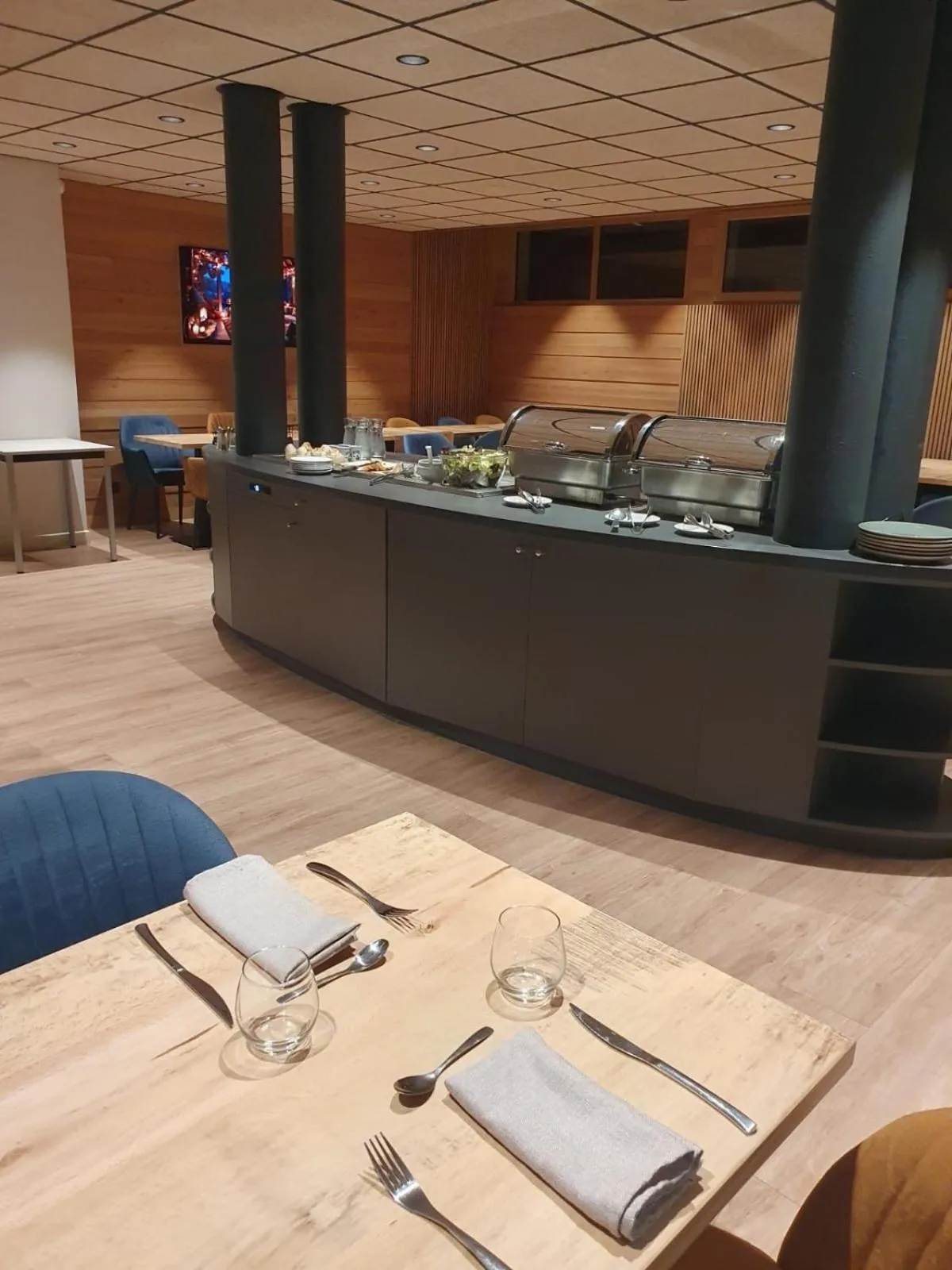 Restaurant/places to eat in LOGIS HOTEL L'HÔTEL DES BAINS - Salles-la-Source