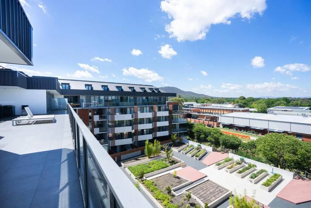 Lux 2 Bed 2 Bath Secure Parking Apartment in the Heart of Dickson, Canberra