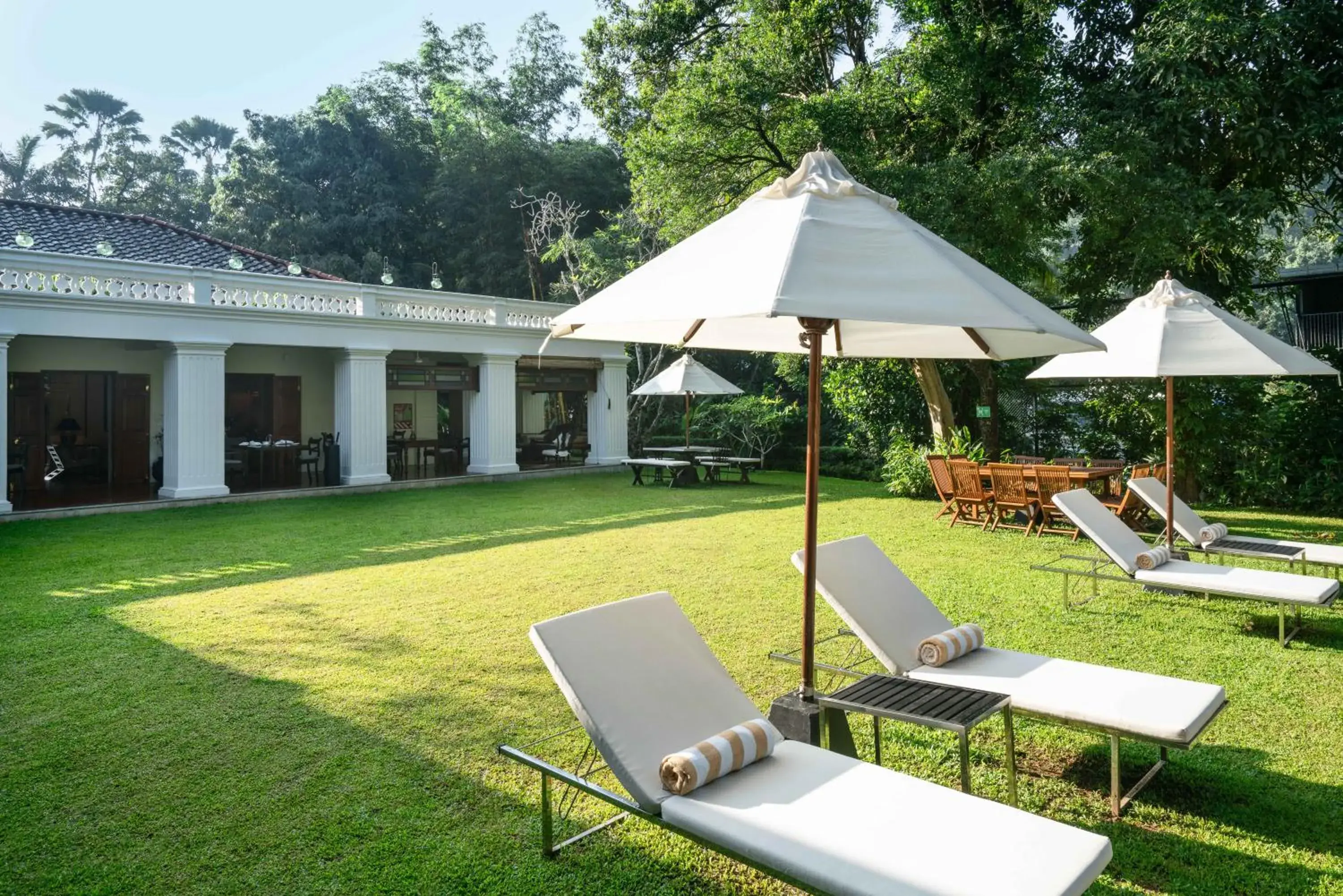 sunbed in Taru Villas Kandy sunbed in Taru Villas Kandy