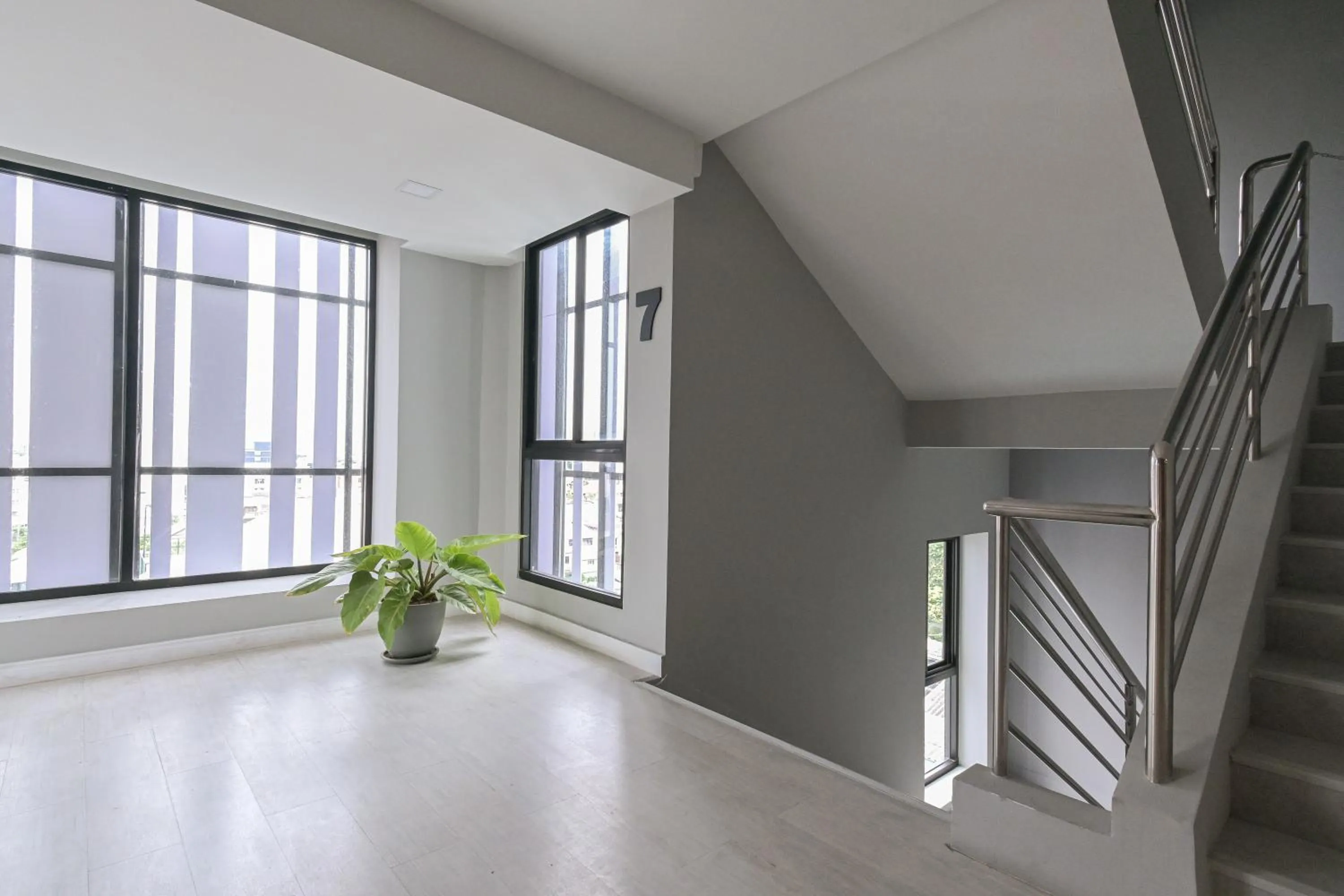 Property building in Shewin de Bangkok