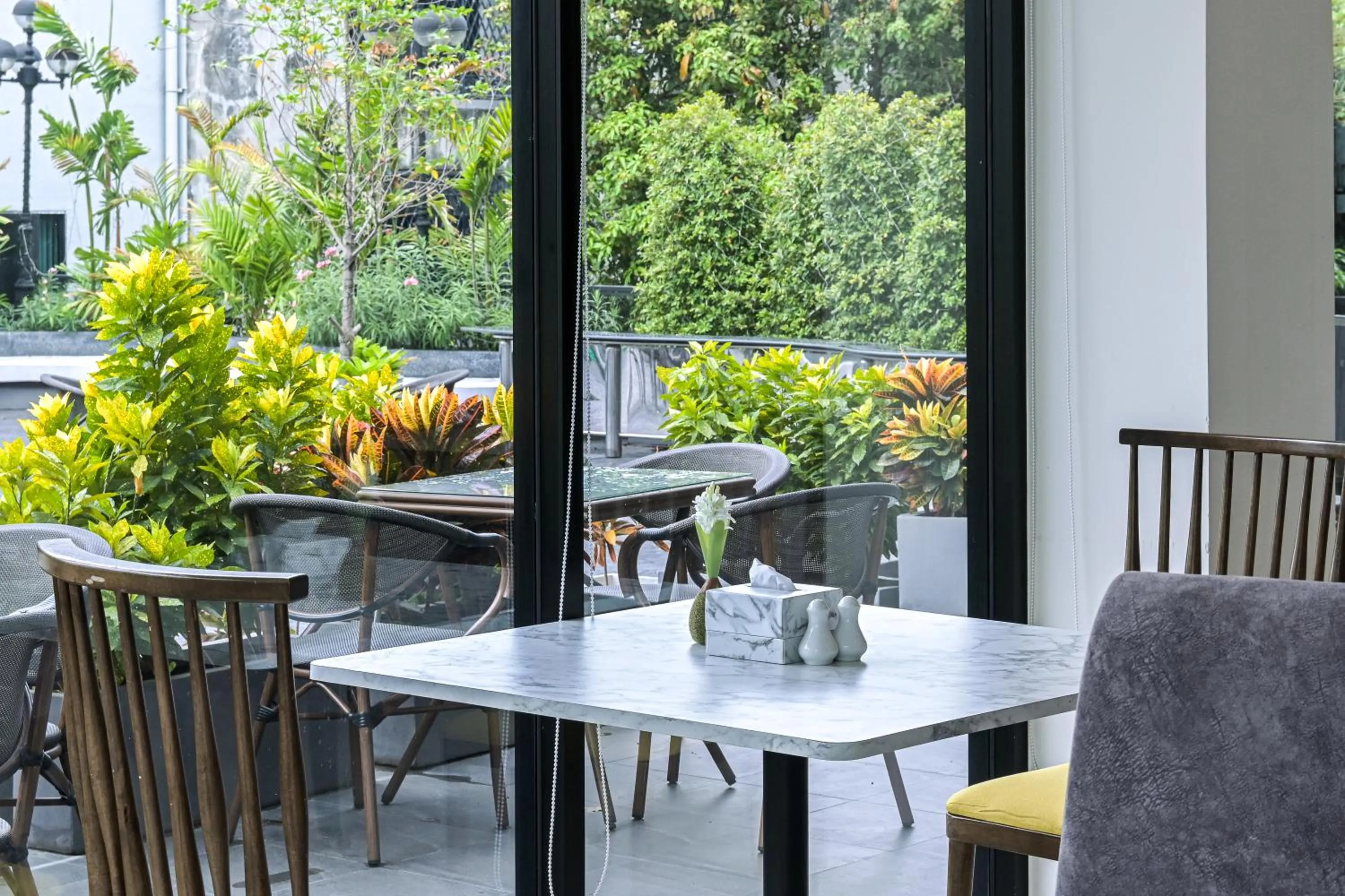 Dining area in Shewin de Bangkok