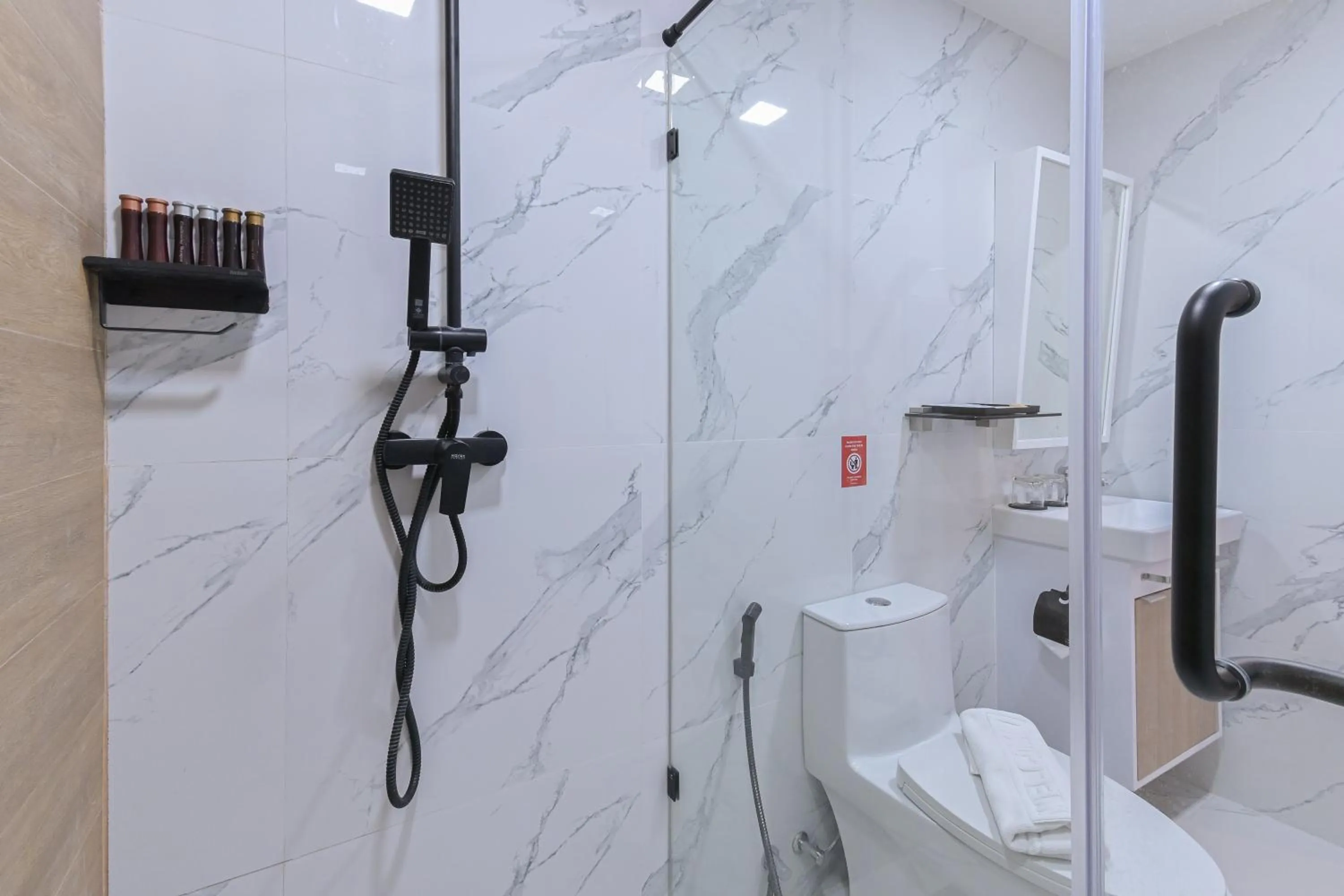 Bathroom in Shewin de Bangkok