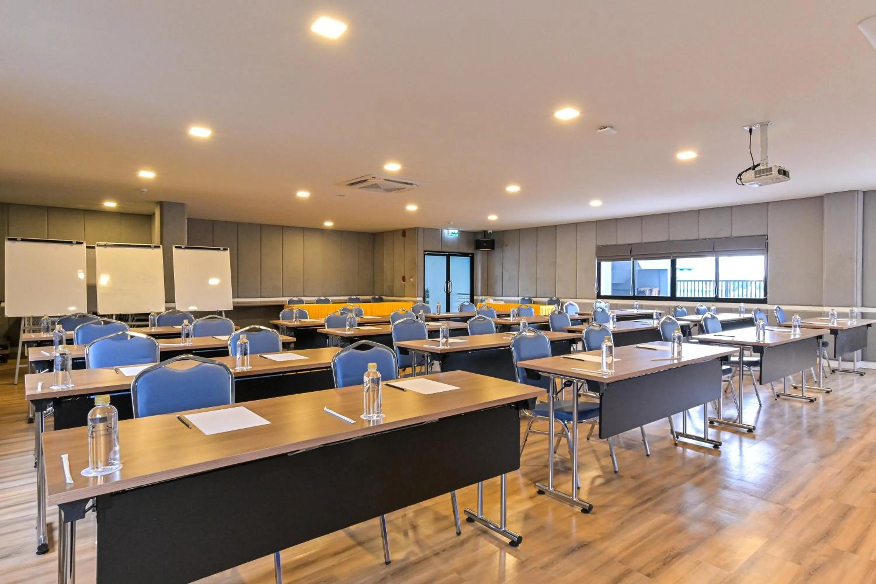 Meeting/conference room in Shewin de Bangkok