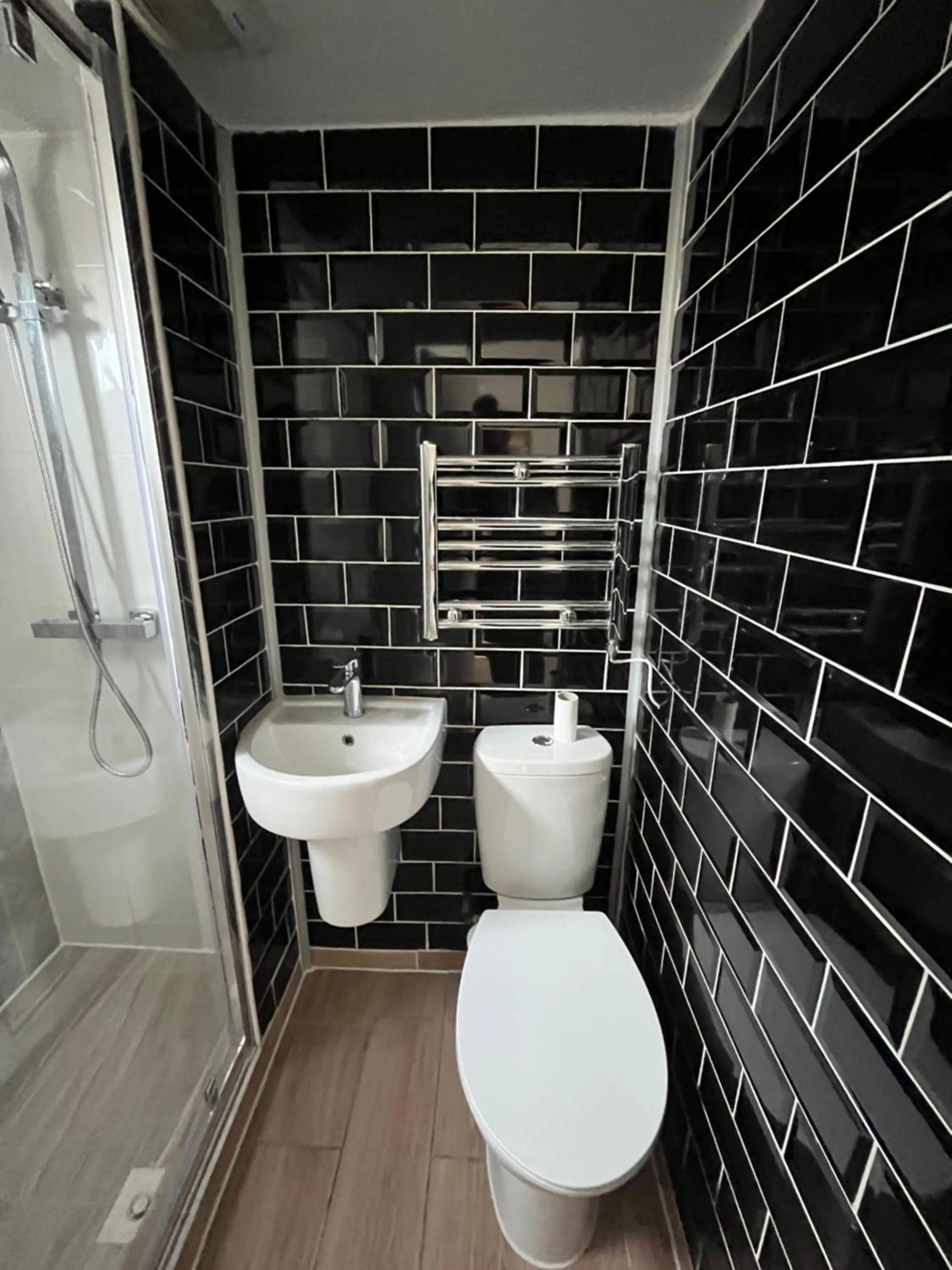1BD Flat with Patio - 5 min to London City Airport