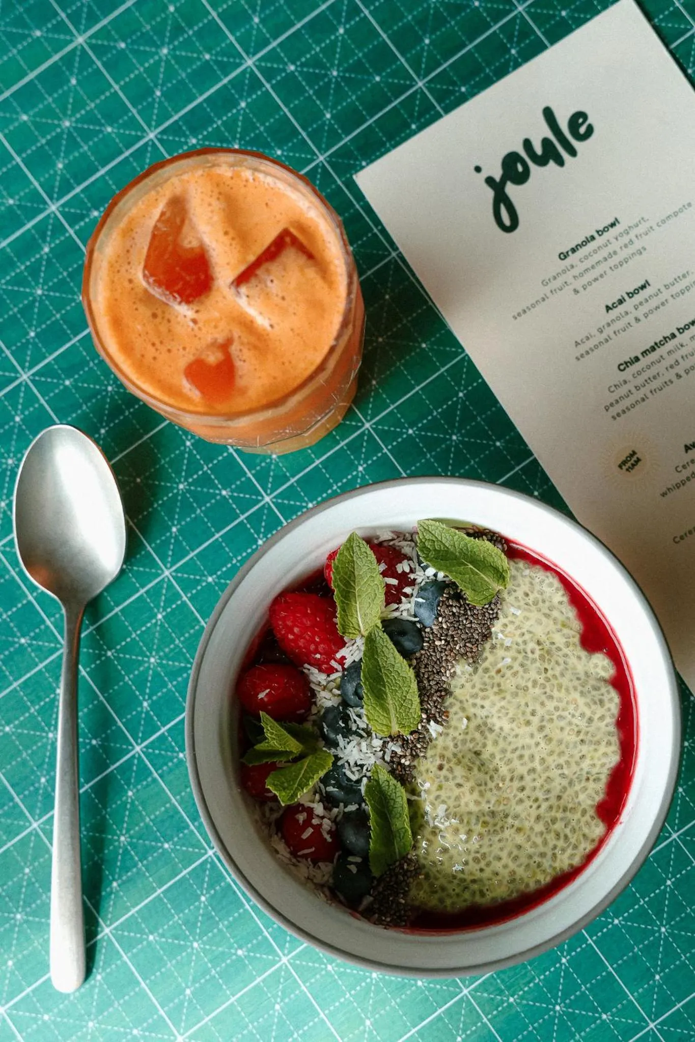 Restaurant/places to eat in Mix Brussels --Gym & Wellness for adults only--