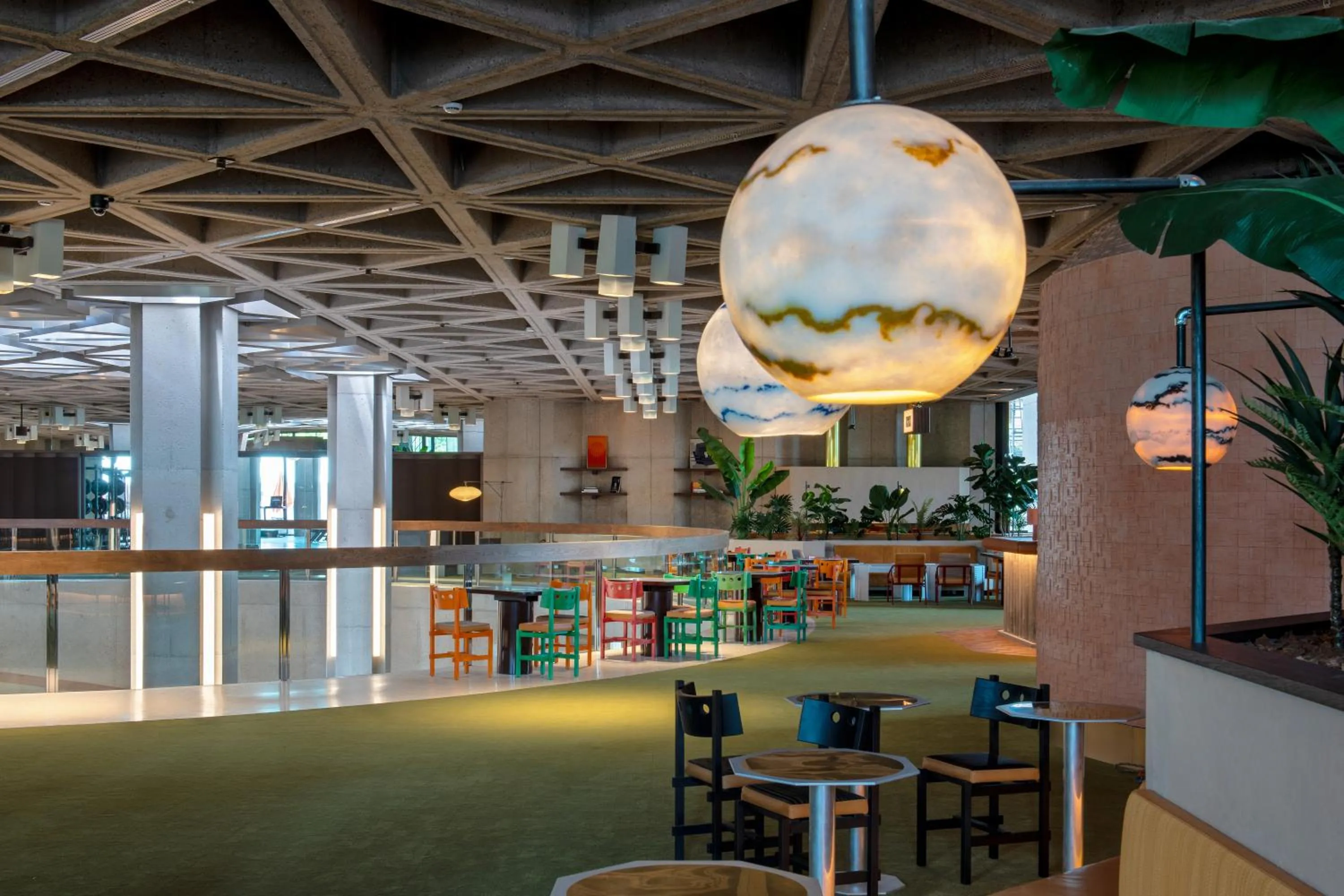 Restaurant/places to eat in Mix Brussels --Gym & Wellness for adults only--