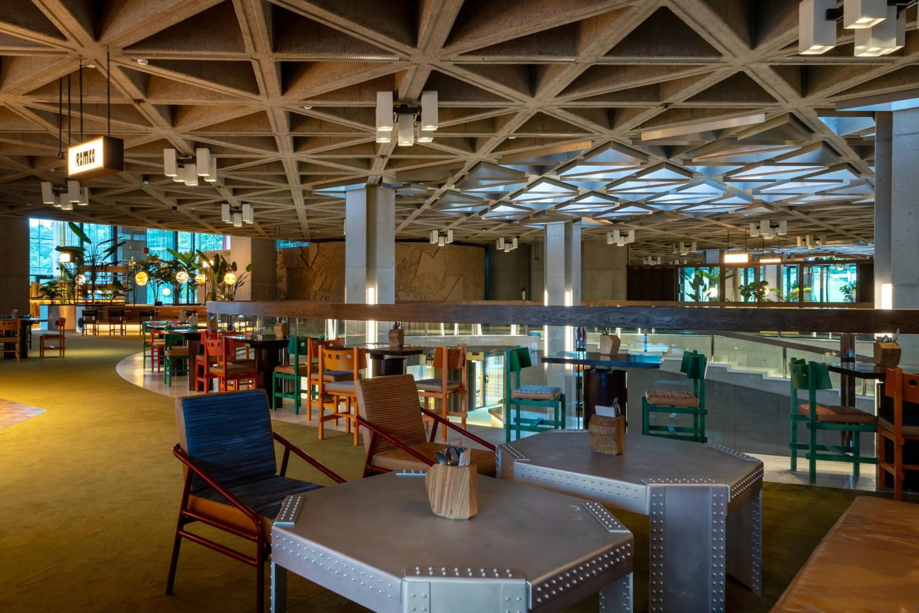 Restaurant/places to eat in Mix Brussels --Gym & Wellness for adults only--