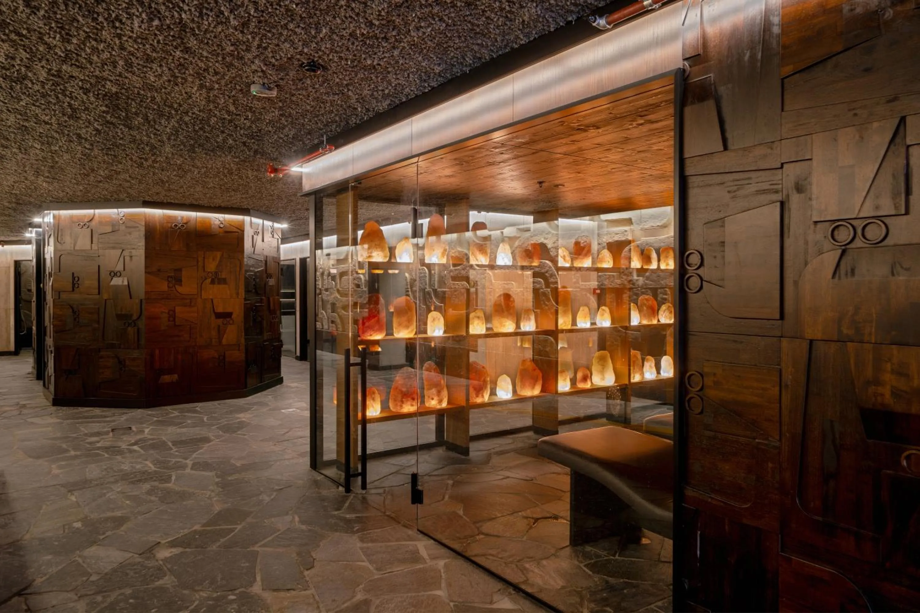 Sauna in Mix Brussels --Gym & Wellness for adults only--