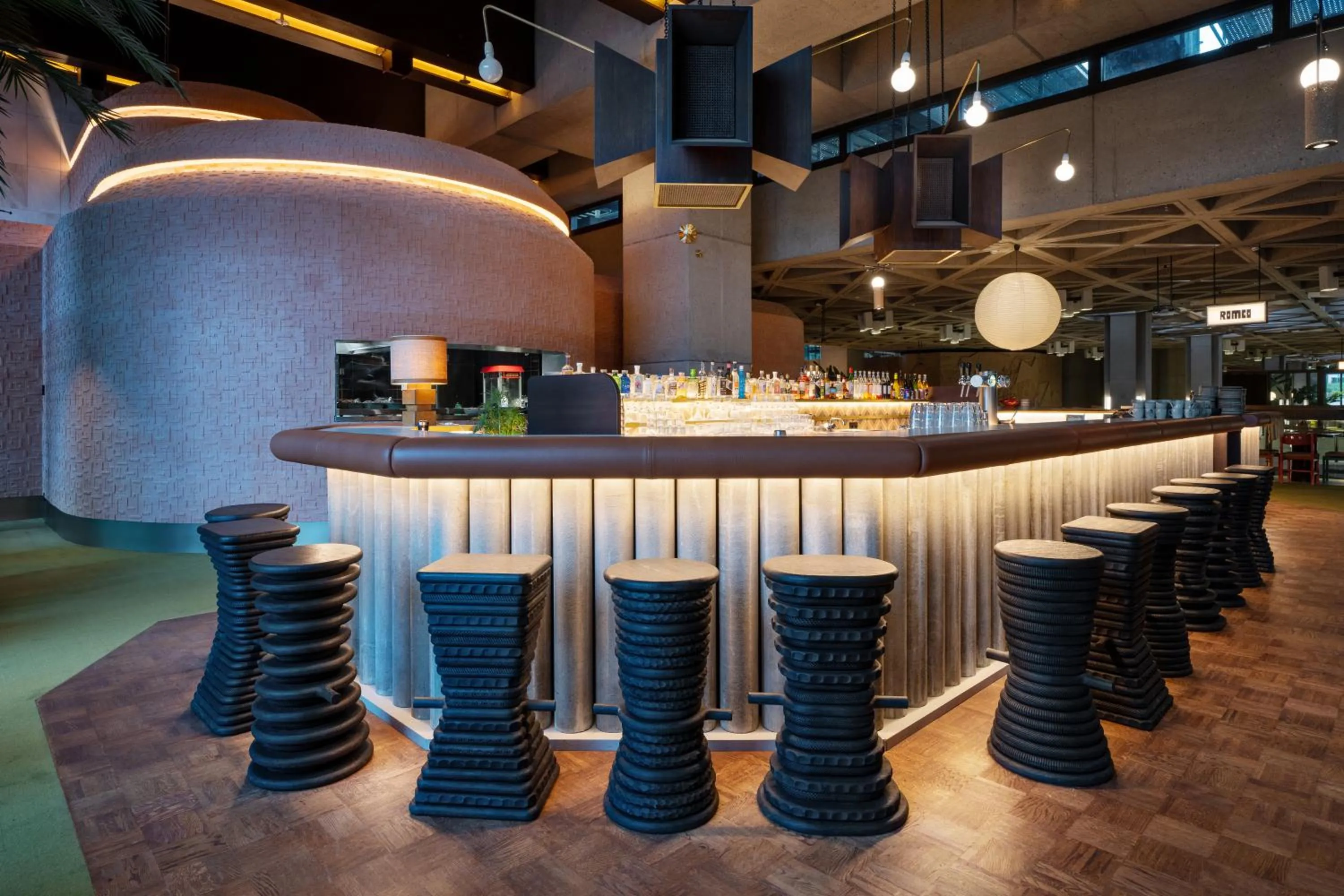 Lounge or bar in Mix Brussels --Gym & Wellness for adults only--