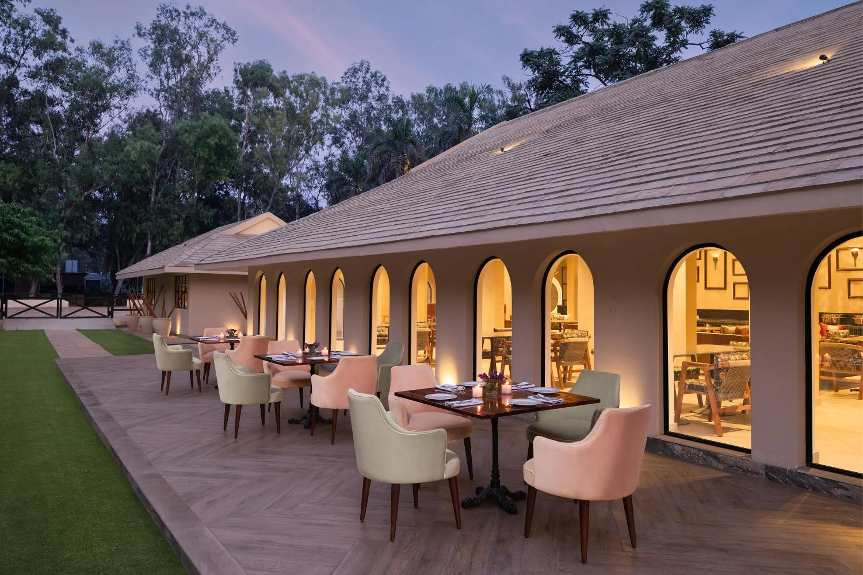 Restaurant/places to eat in Modi Estate, Meerut - AM Hotel Kollection