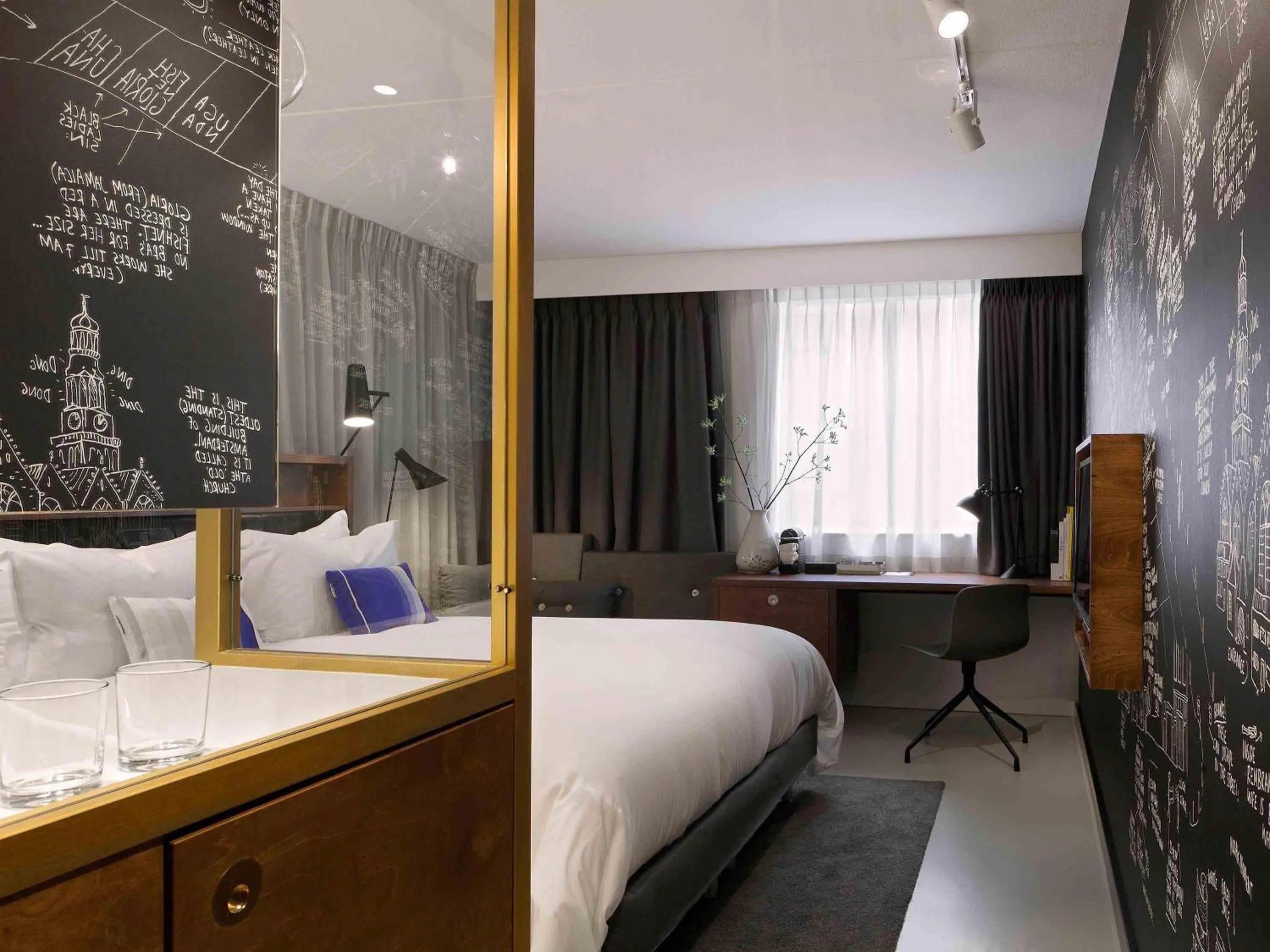 Bedroom, Bed in INK Hotel Amsterdam - MGallery Collection