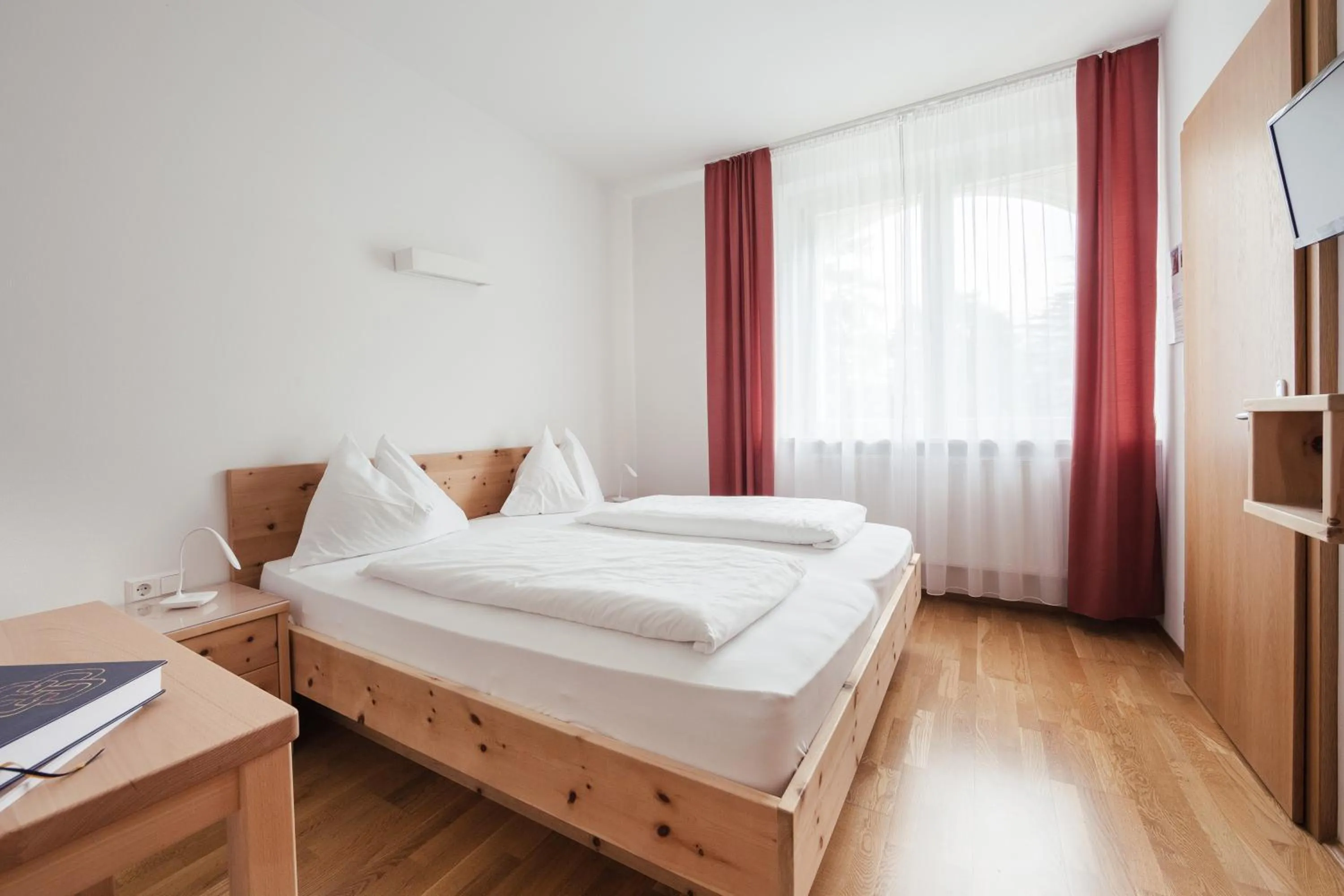 Photo of the whole room, Bed in Gästehaus Salvatorianerinnen
