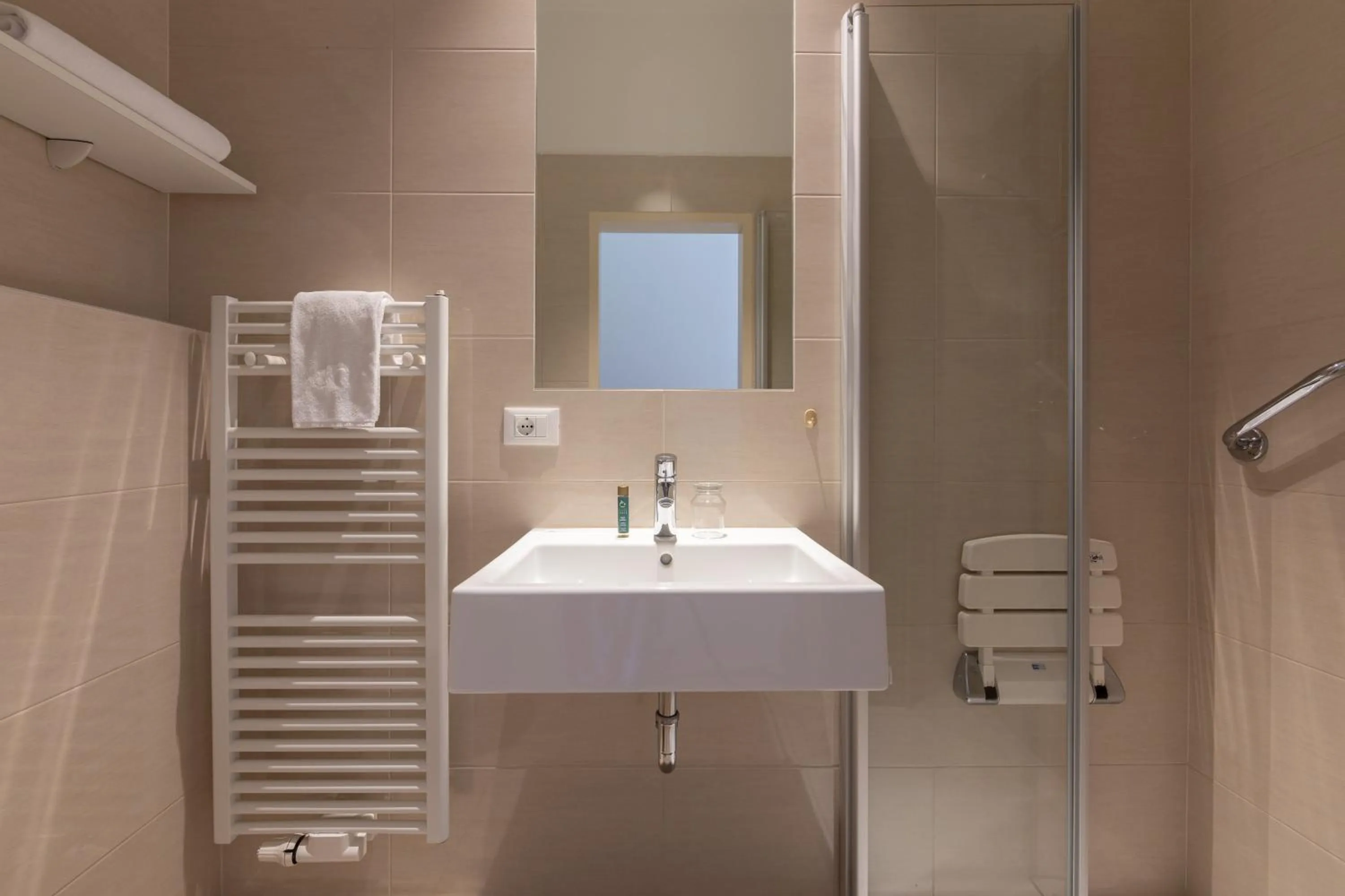 Bathroom in Gästehaus Salvatorianerinnen