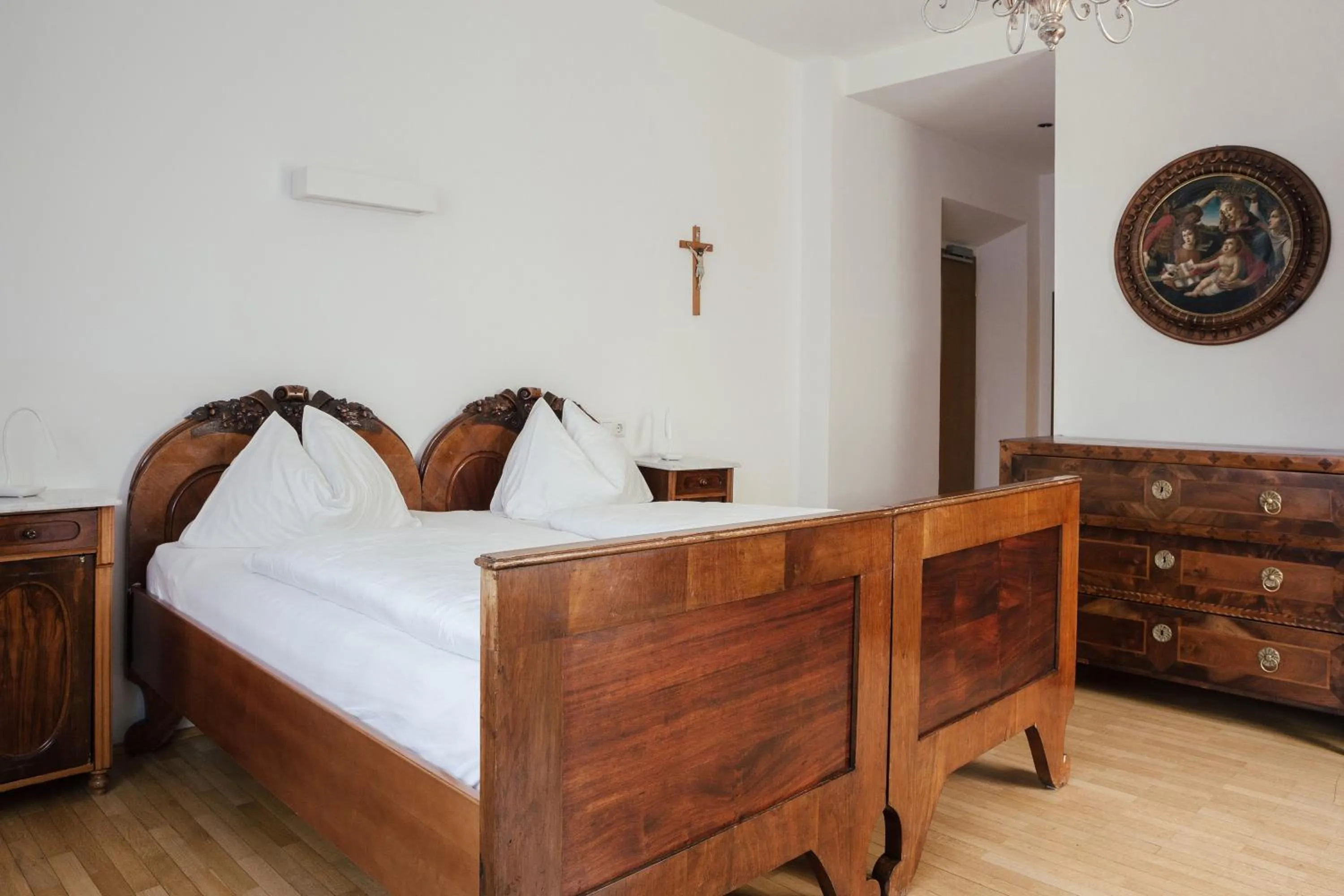 Bedroom, Bed in Gästehaus Salvatorianerinnen