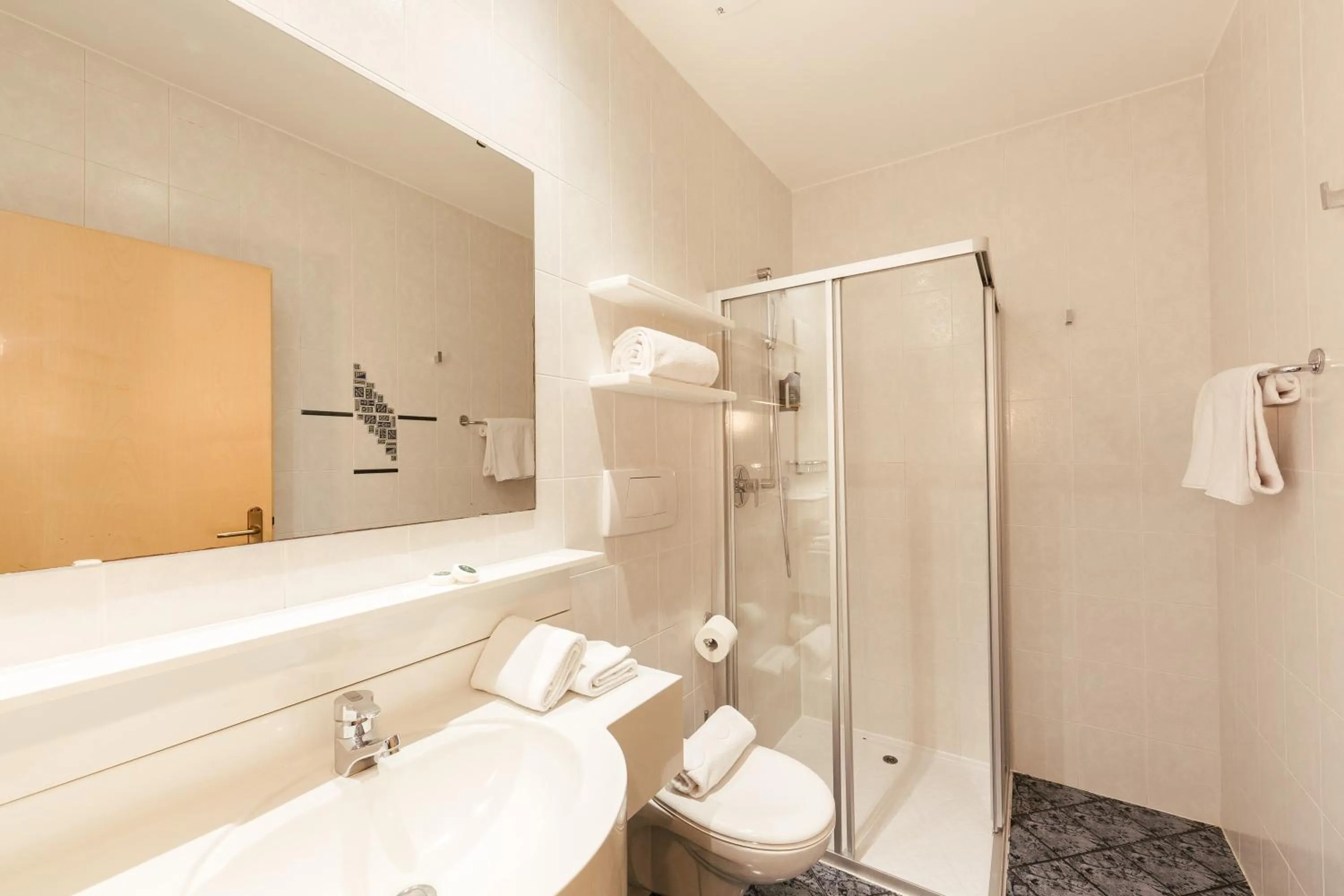 Bathroom in Gästehaus Salvatorianerinnen