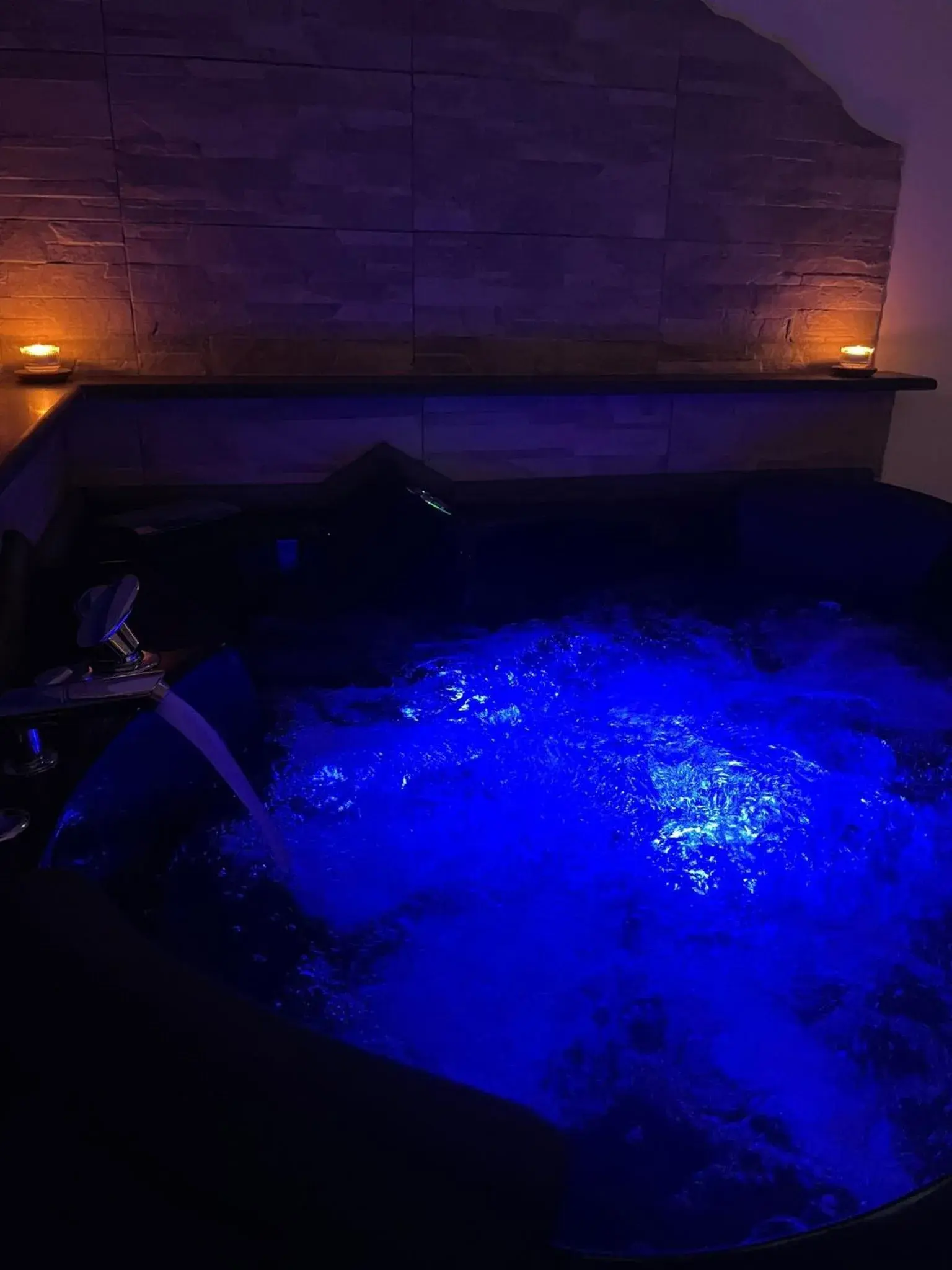 Double Room with Spa Bath - single occupancy in Room24 Double Room with Spa Bath - single occupancy in Room24