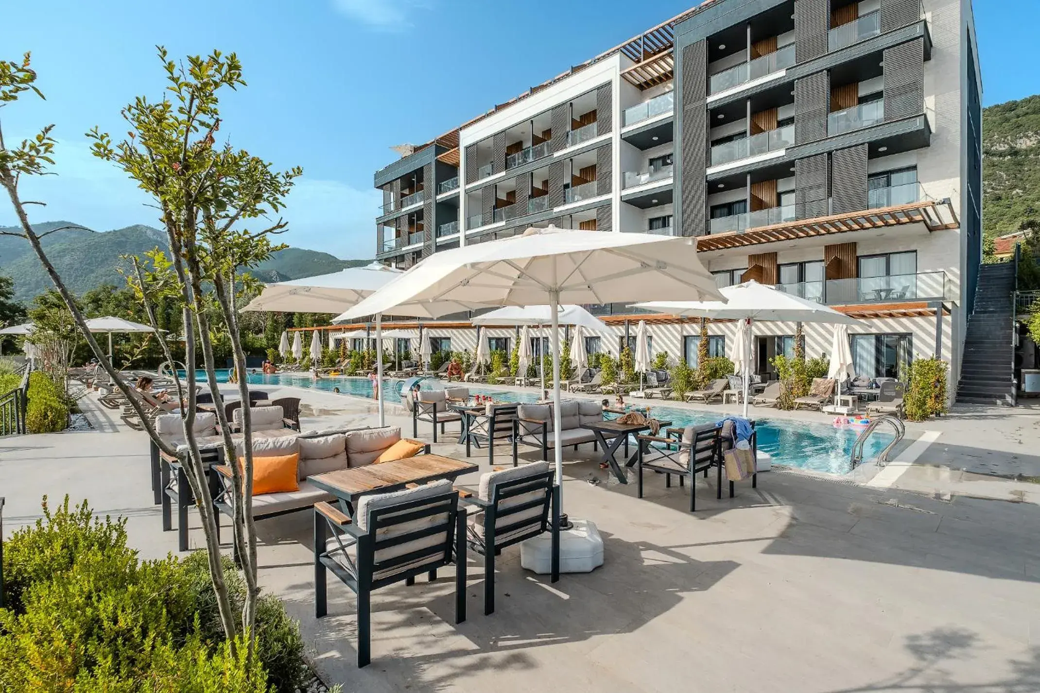 Property building in Montenegro Lodge Property building in Montenegro Lodge