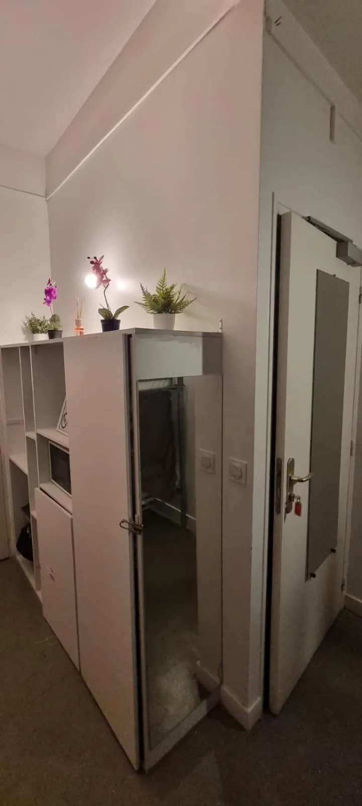 wardrobe in Hotel Aboukir