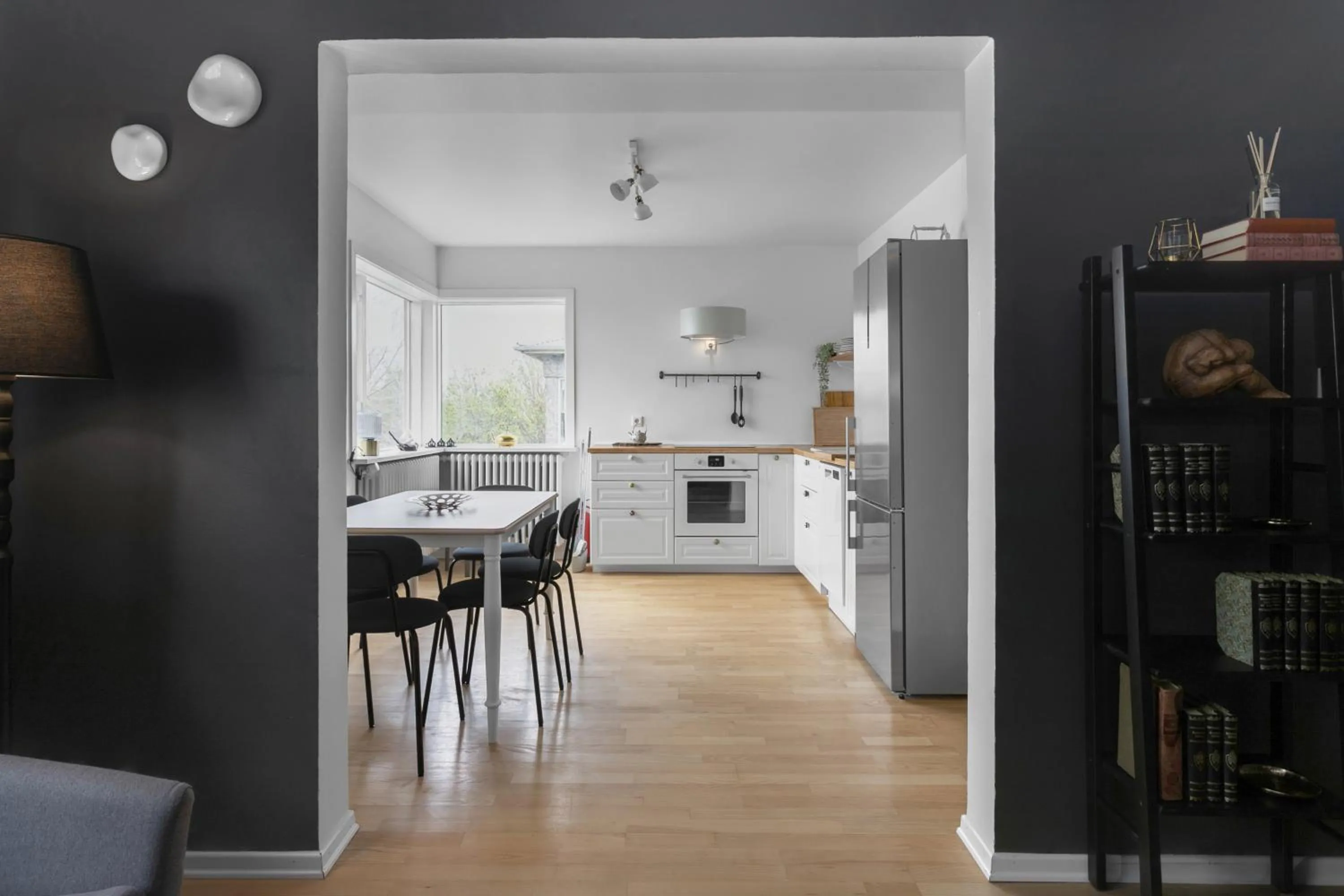 Kitchen or kitchenette in Cozy 2BR Apartment