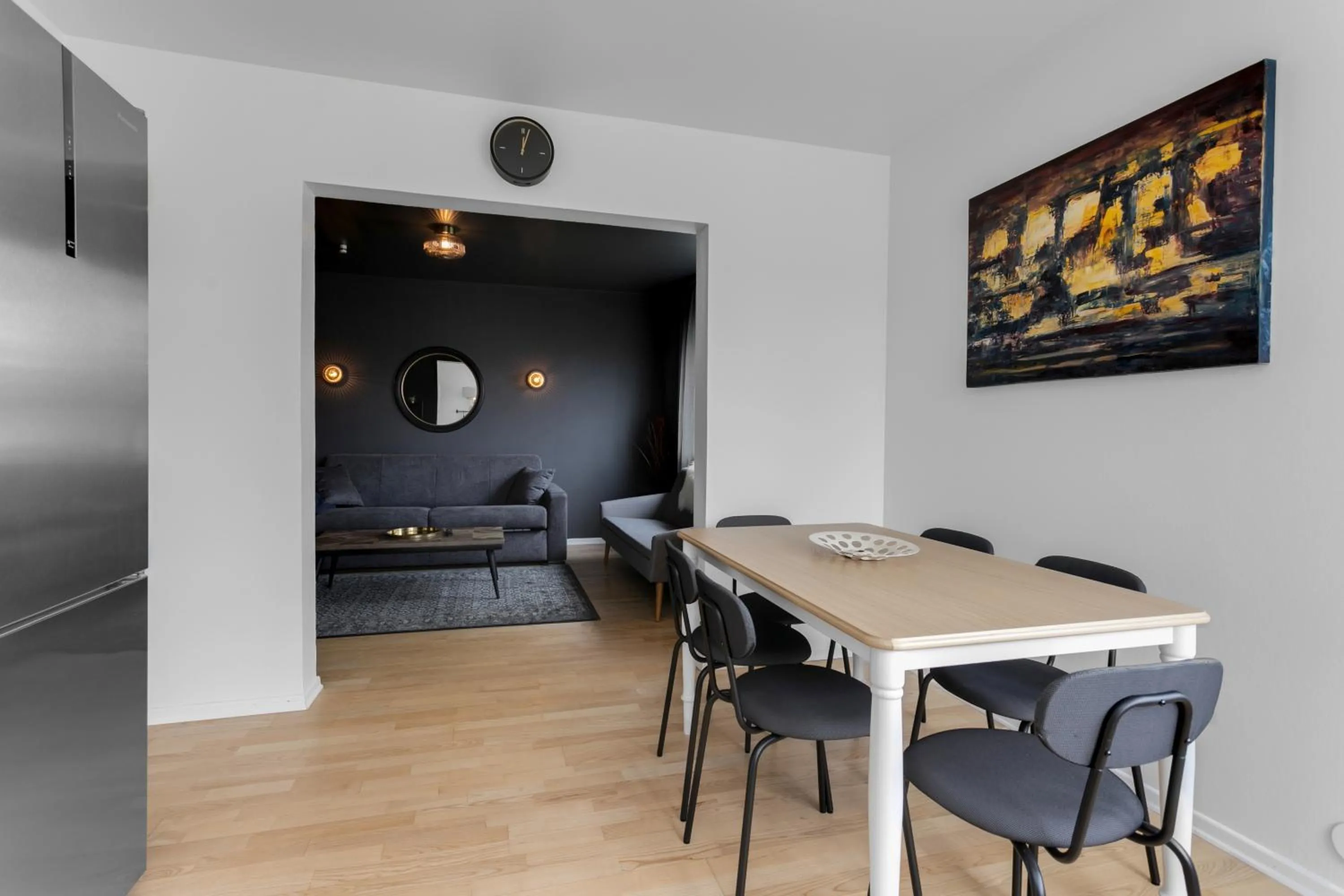 Seating area in Cozy 2BR Apartment