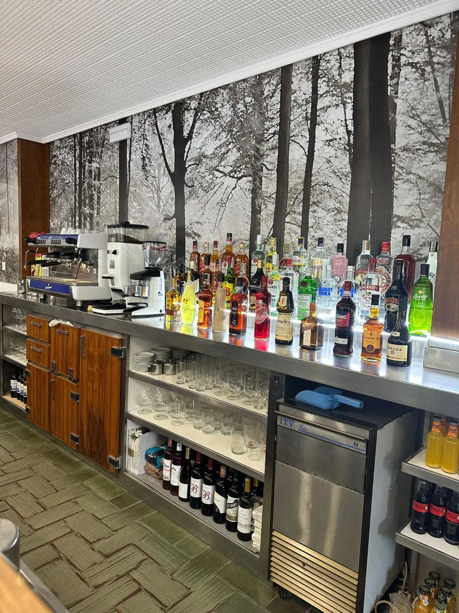 Restaurant/places to eat in Hello Astur Green